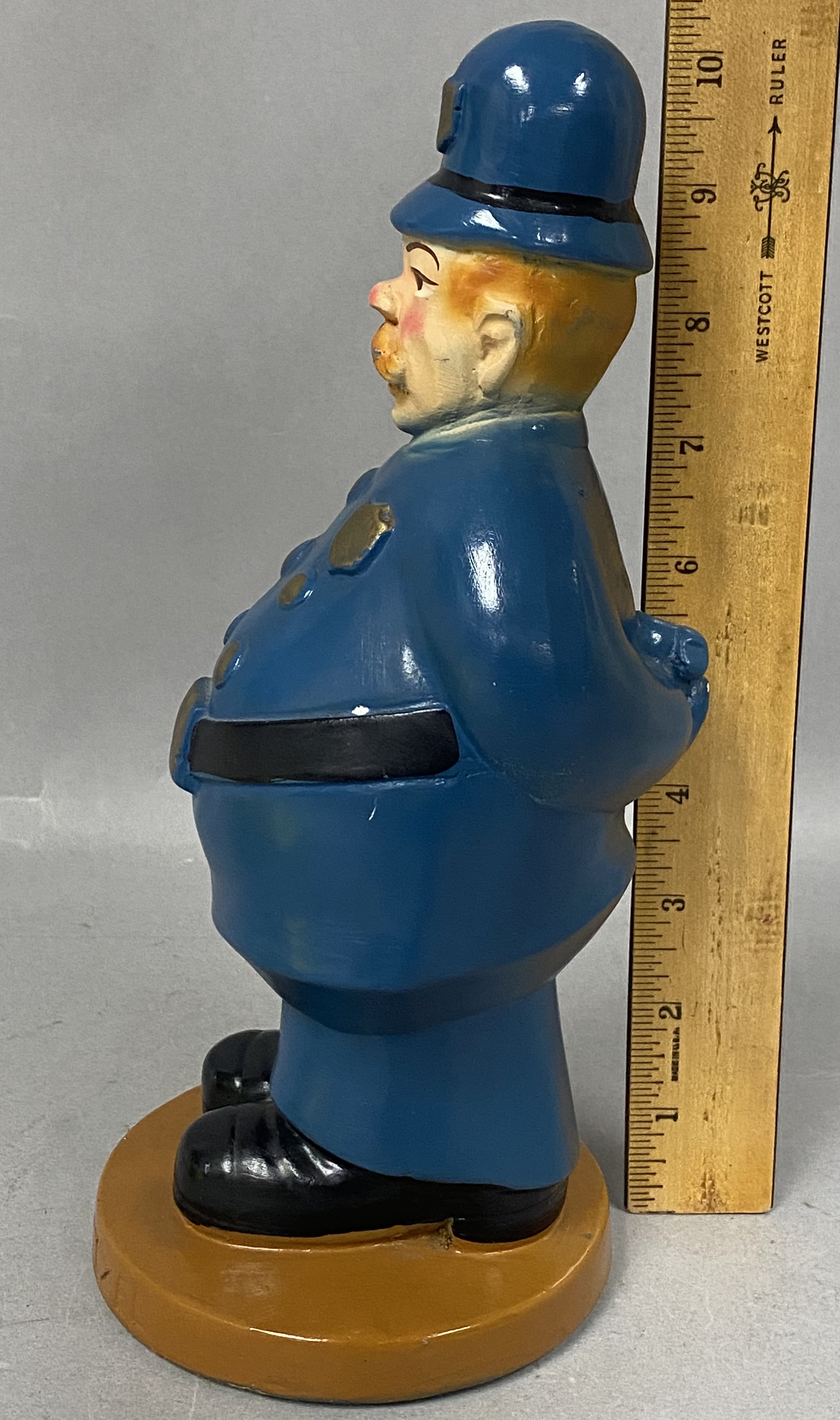 Cop-A-Pretzel Chalkware Policeman Novelty Pretzel Holder