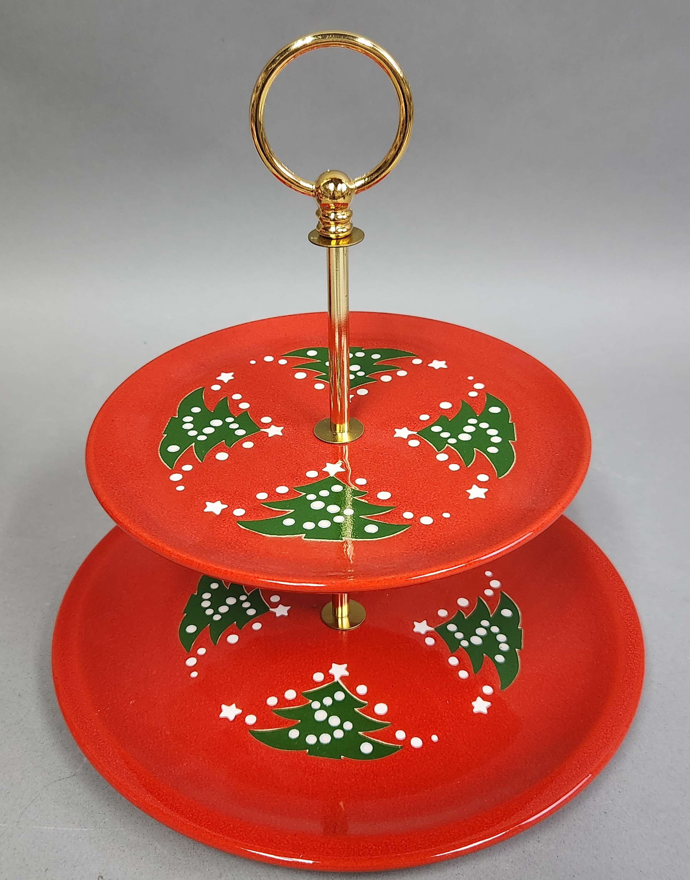 Waechtersbach Christmas Tree Serving Collection