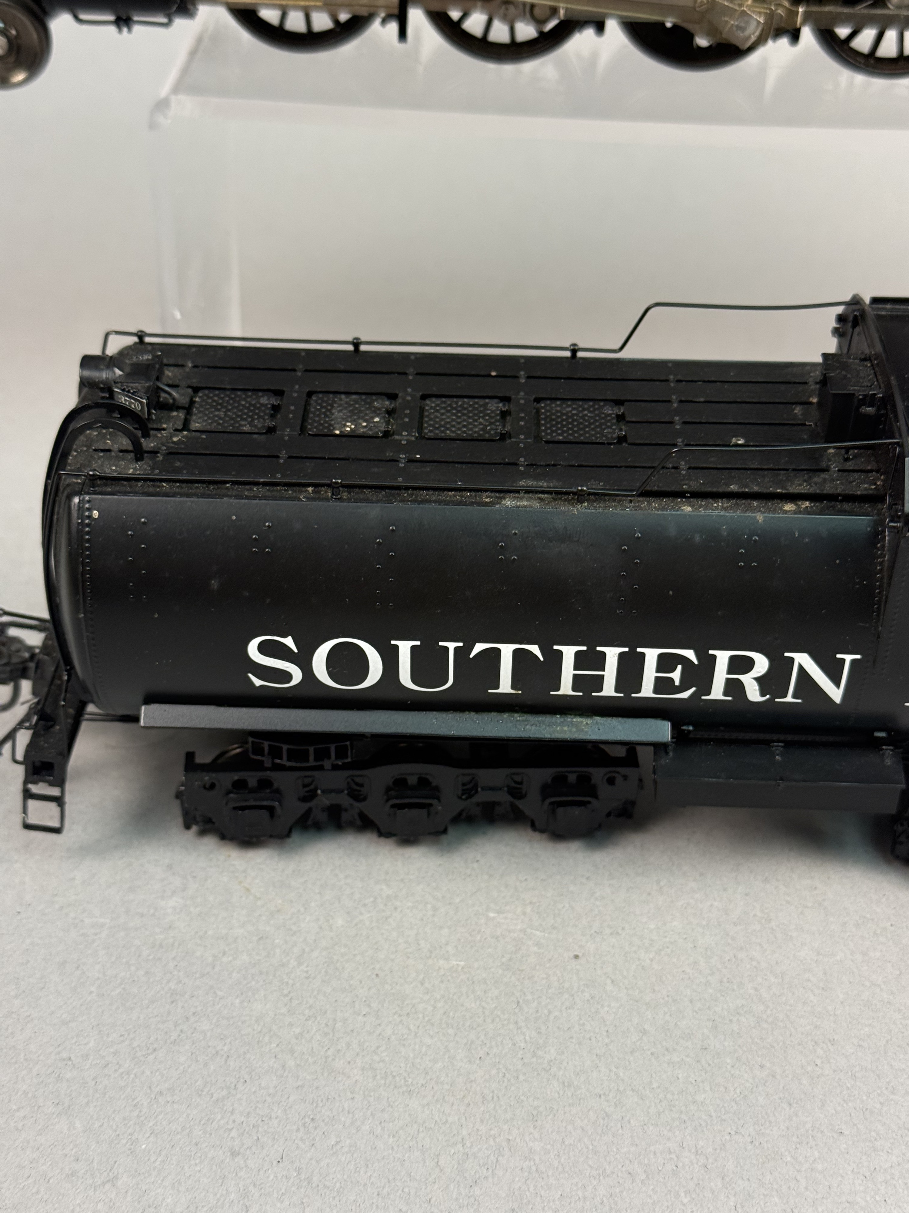 Southern Pacific 3770 Santa Fe Locomotive & Tender