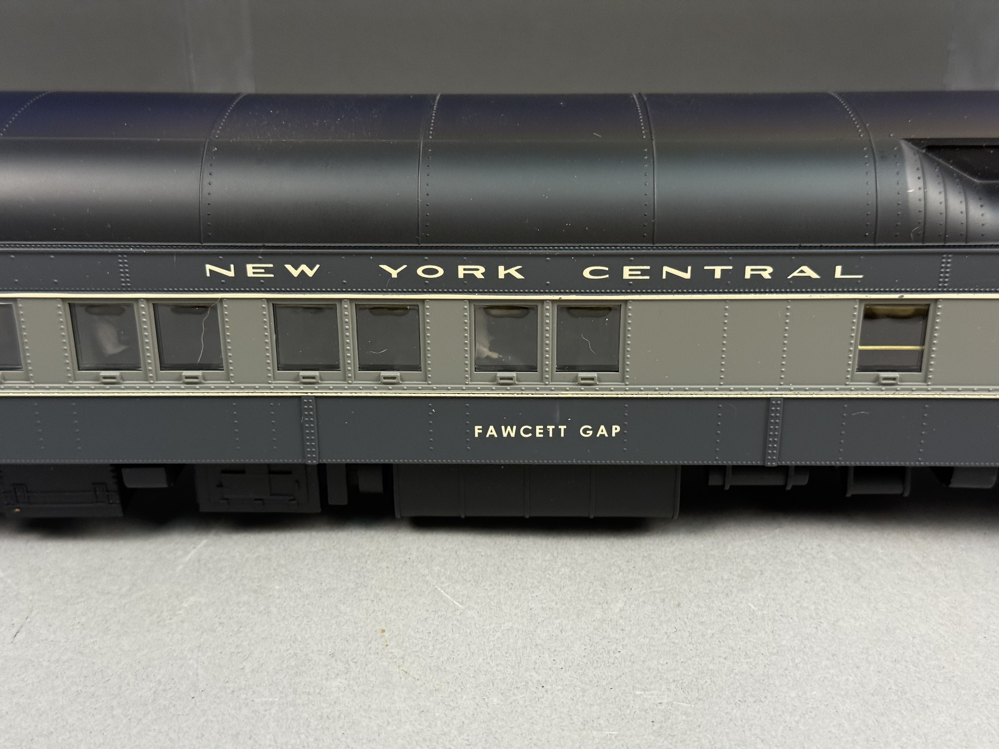 Golden Gate Depot Plastic NYC 8-1-2 Sleeper