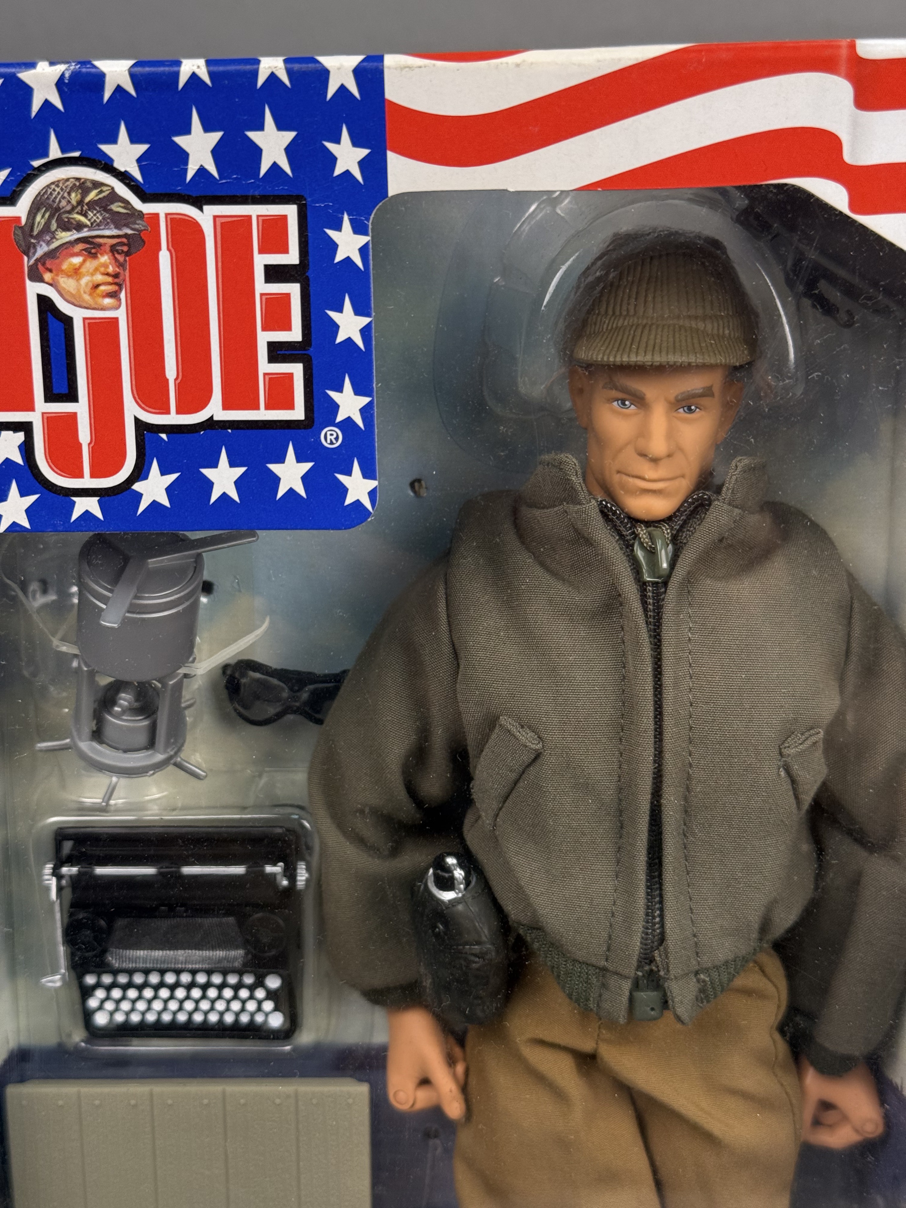 Hasbro G.I. Joe Pyle & JFK Action Figures