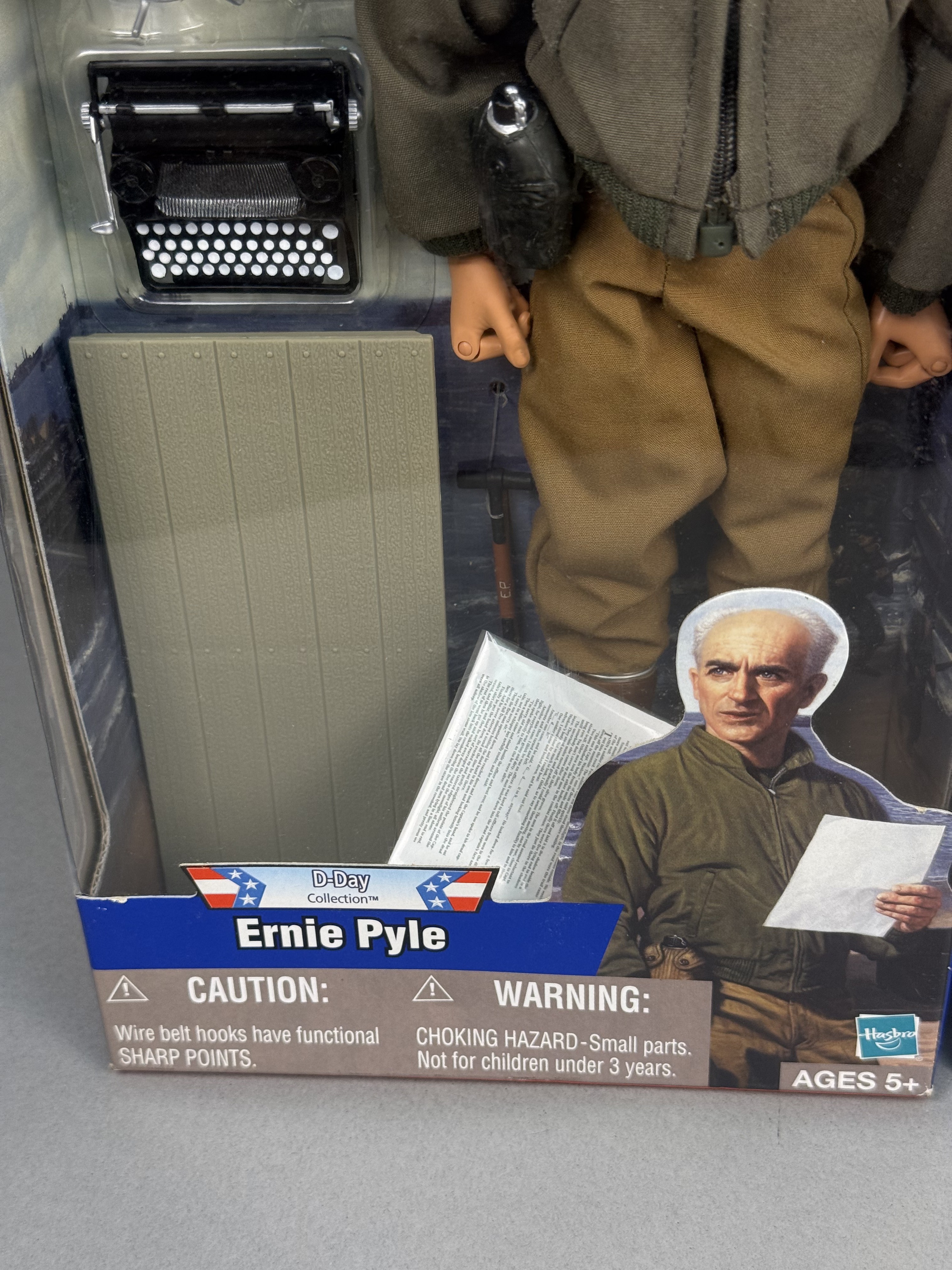 Hasbro G.I. Joe Pyle & JFK Action Figures