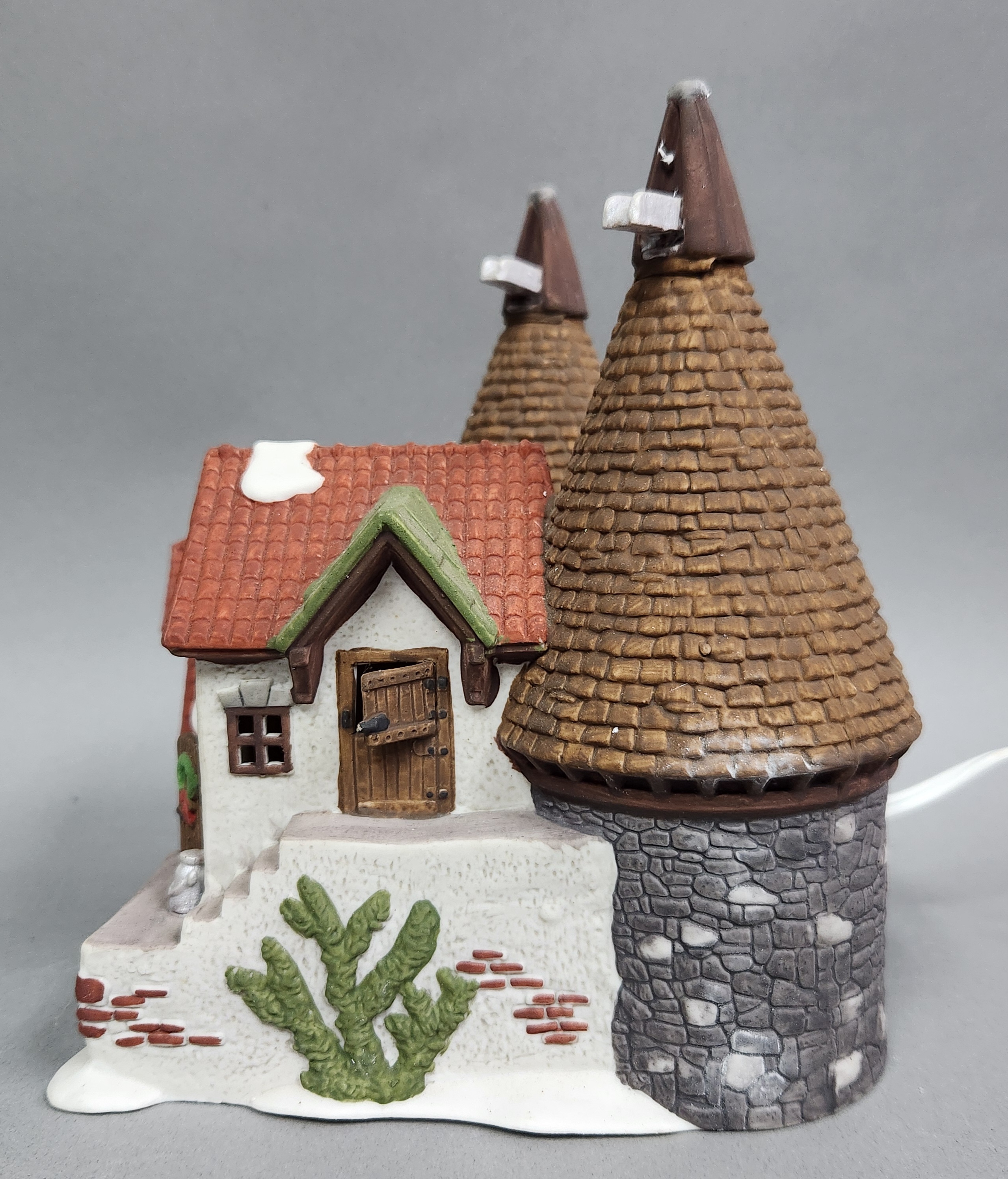 Dept 56 Porcelain Bishops Oast House