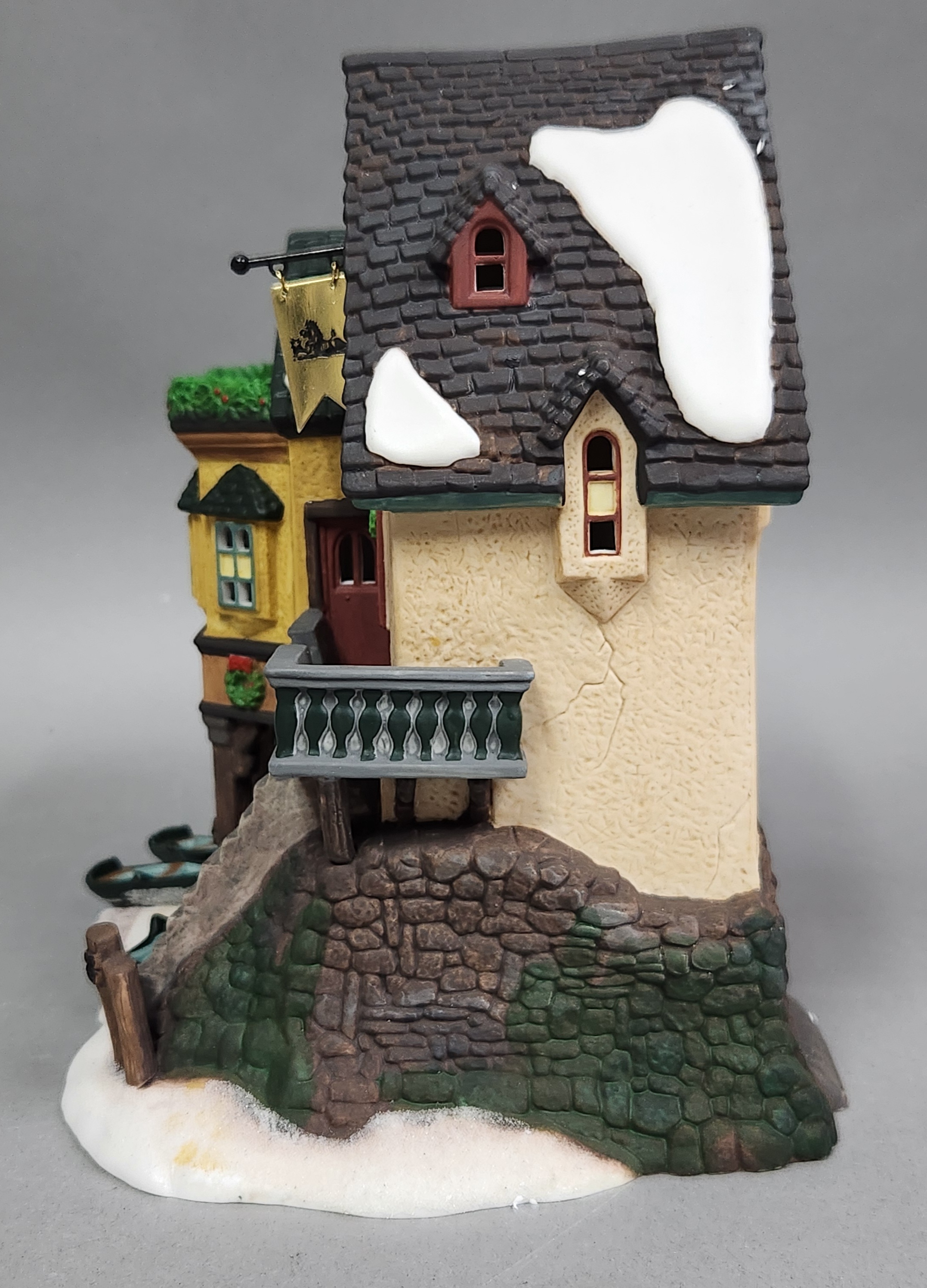 Department 56 Grapes Inn