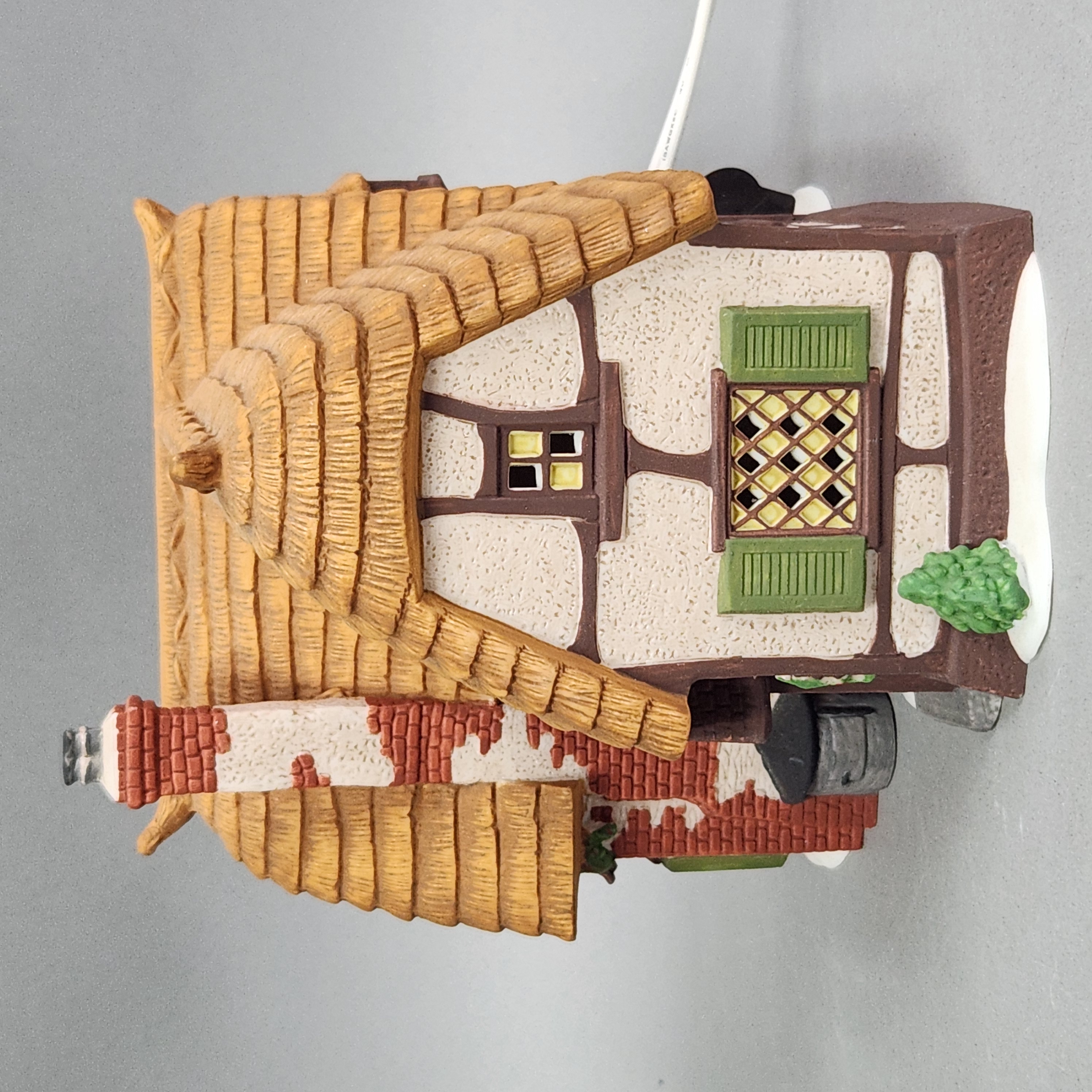 Department 56 Cobb Cottage
