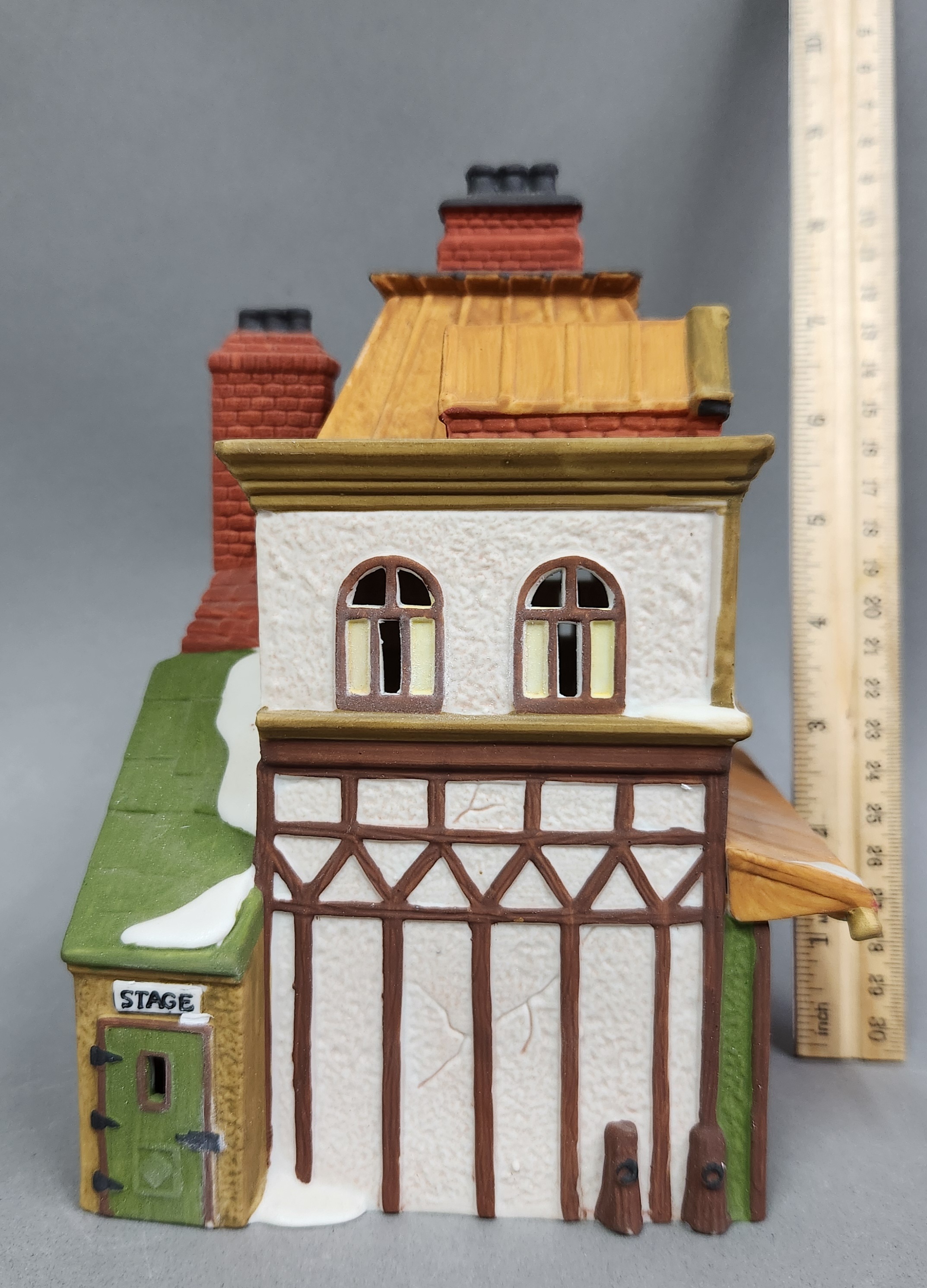 Dept 56 Theatre Royal