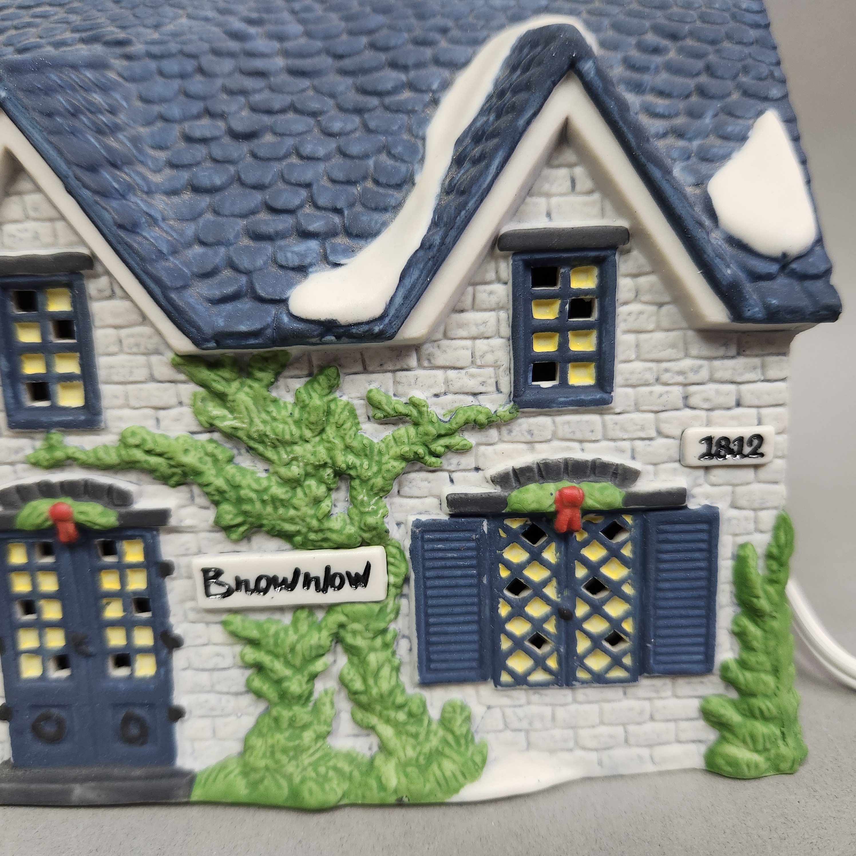 Department 56 Brownlow House