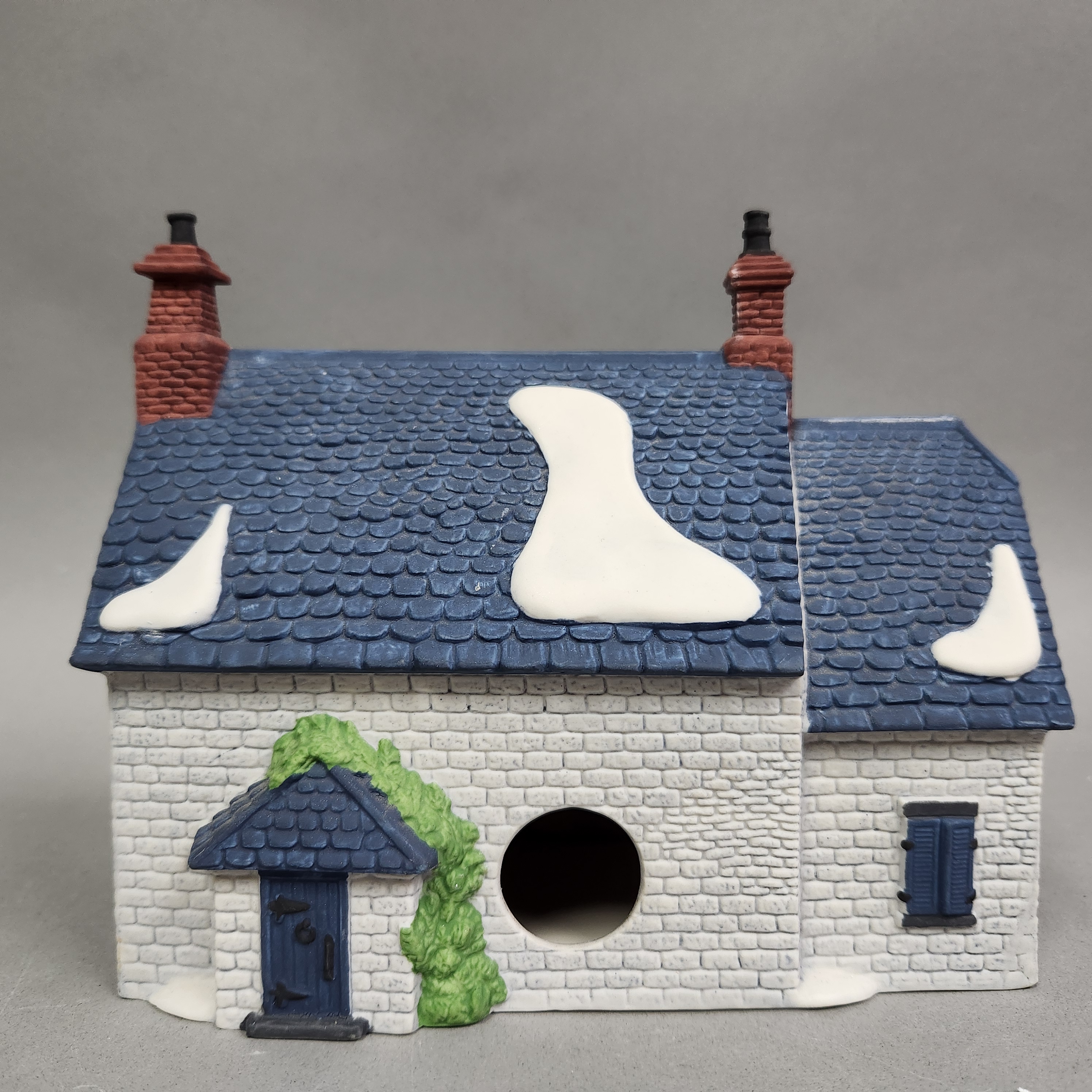 Department 56 Brownlow House
