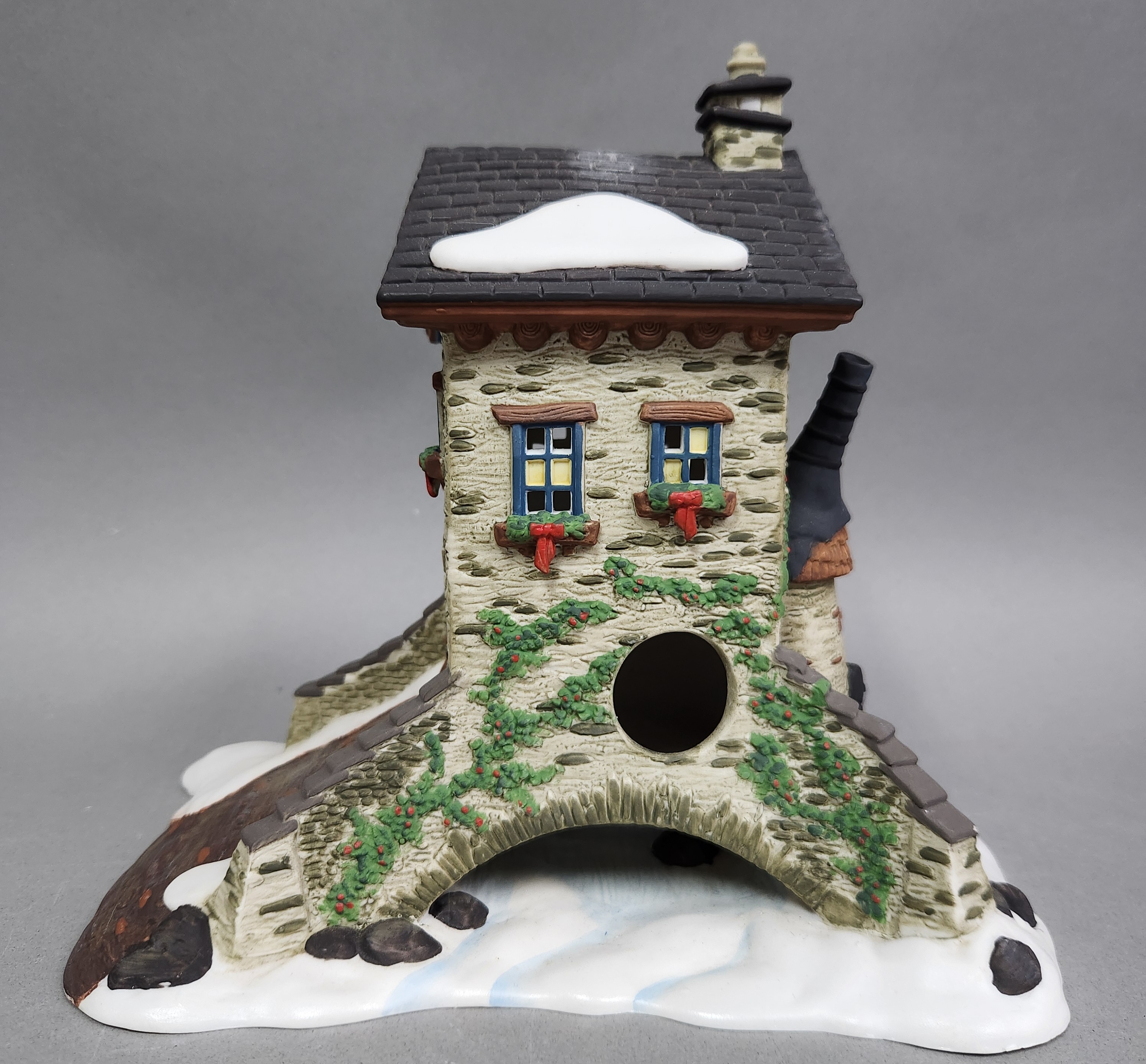 Dept 56 The Maltings Lighted Building