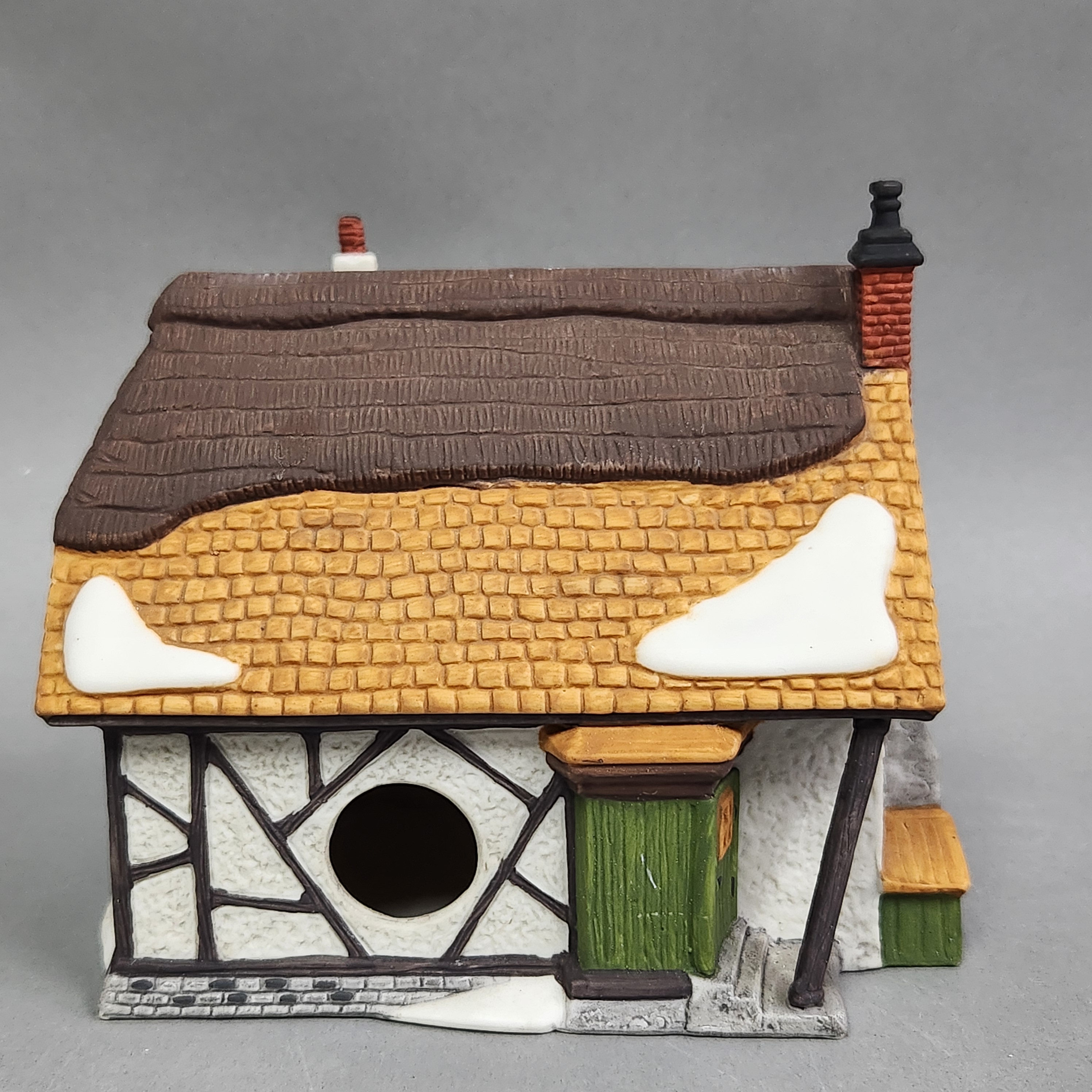Department 56 Maylie Cottage