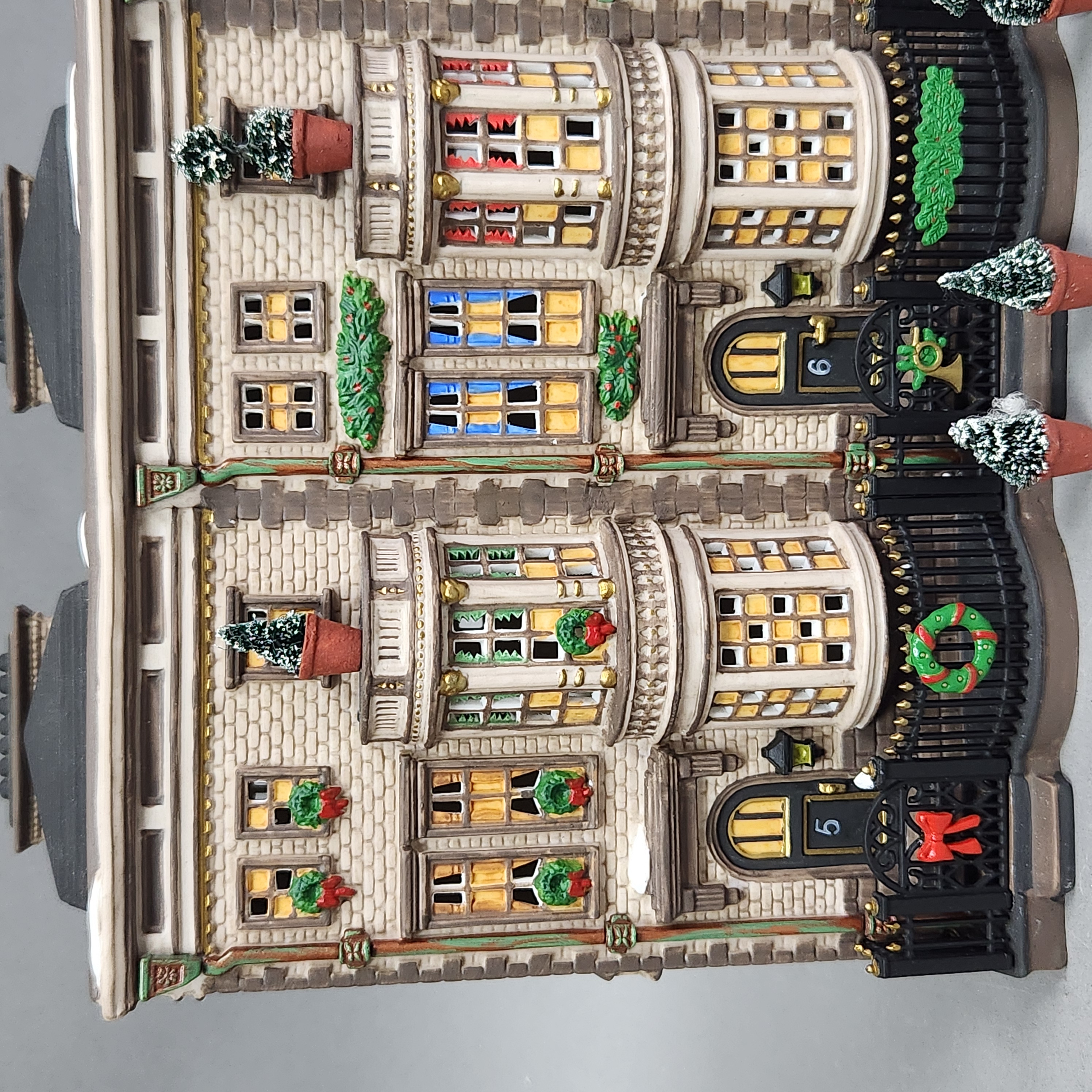 Dept 56 Mulberrie Court Brownstones