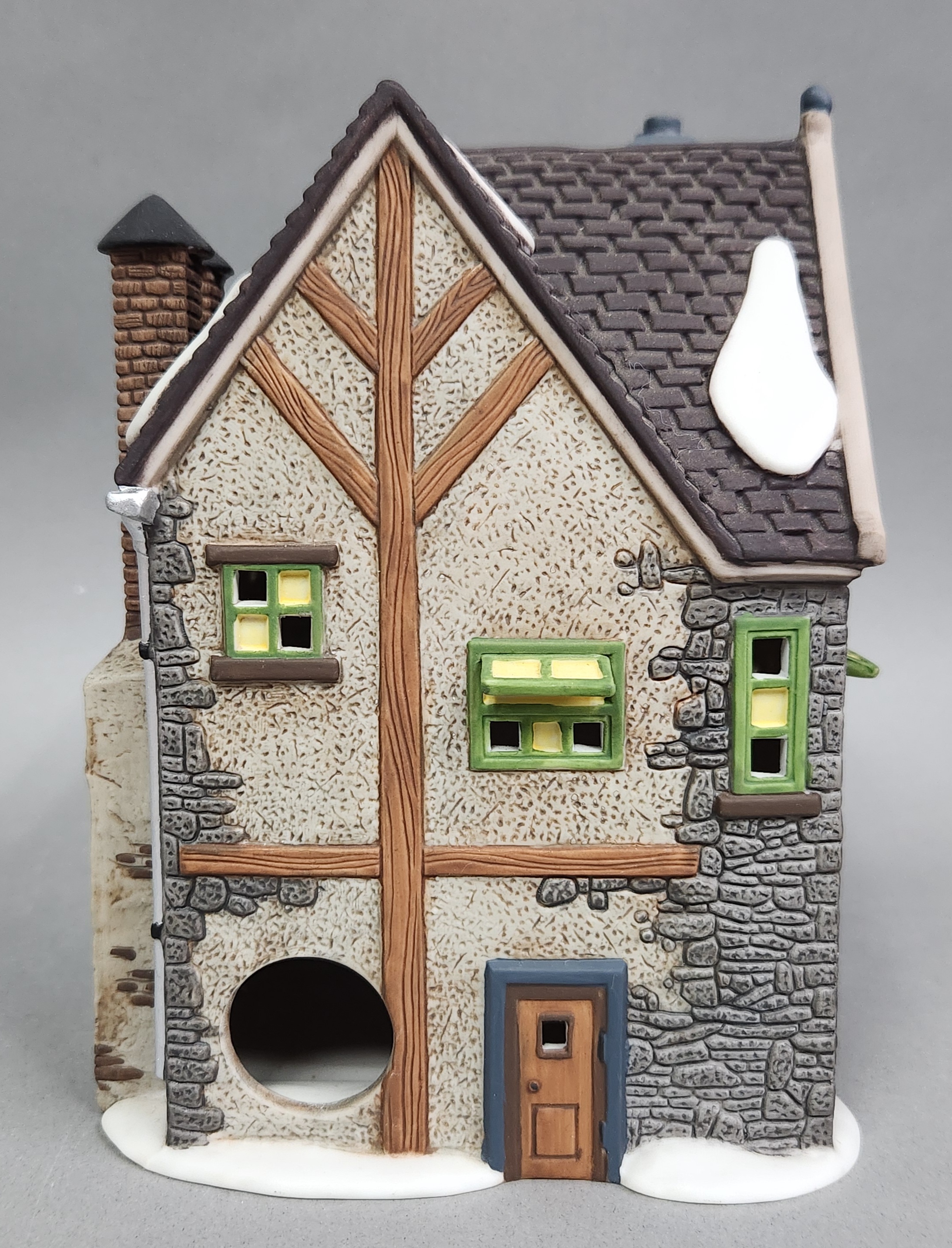 Dept 56 Kingsford's Brew House