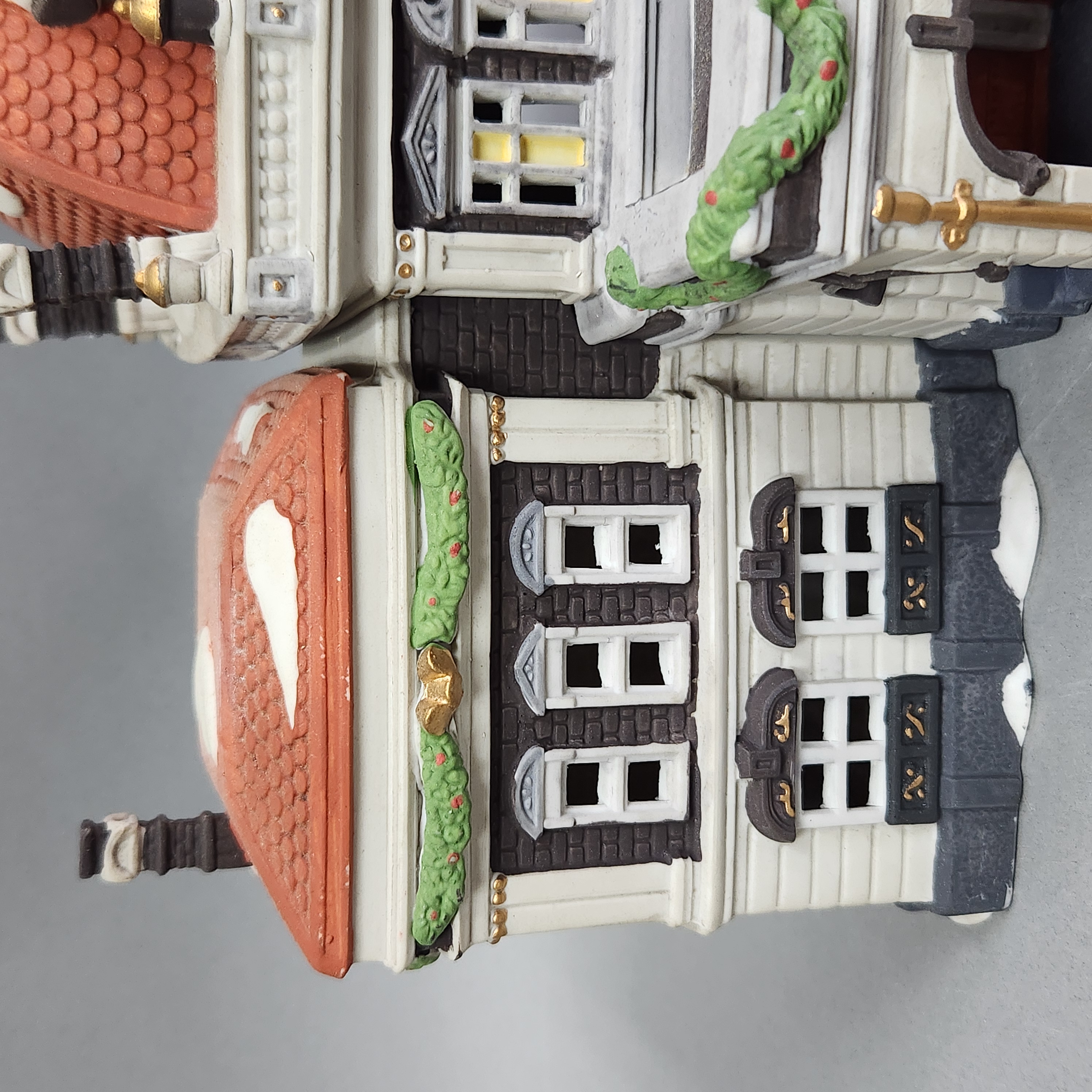 Dept 56 Porcelain Victoria Station