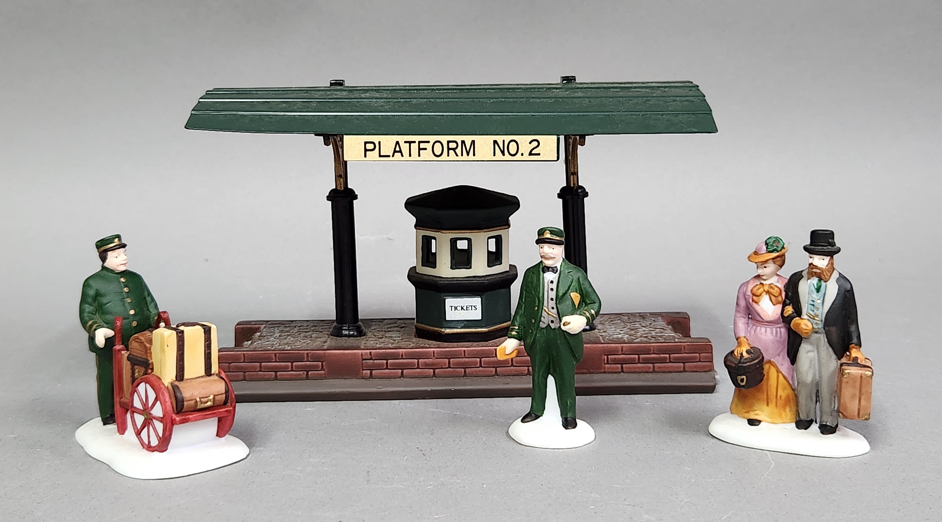 Dept 56 Heritage Village Station Platform
