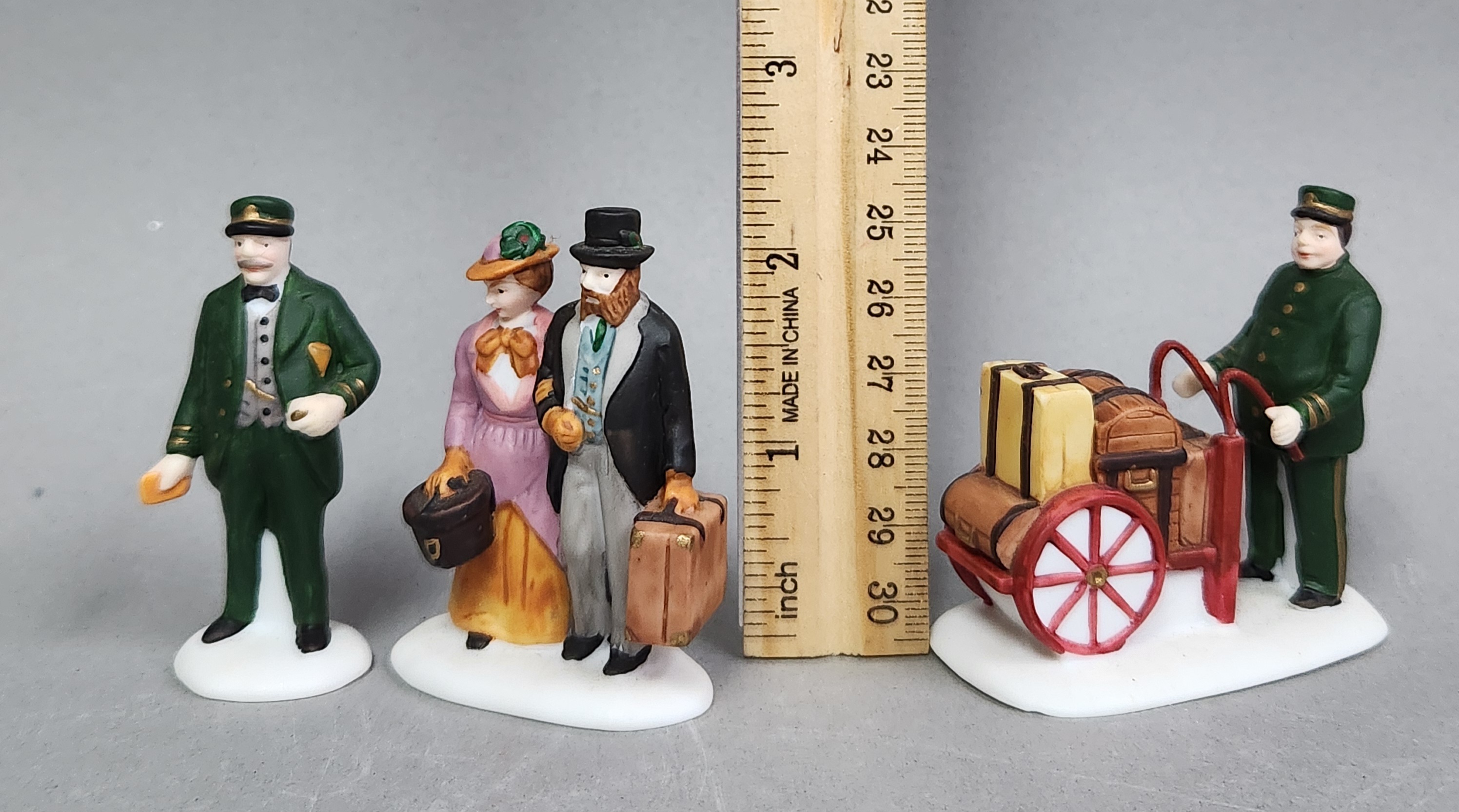 Dept 56 Heritage Village Station Platform