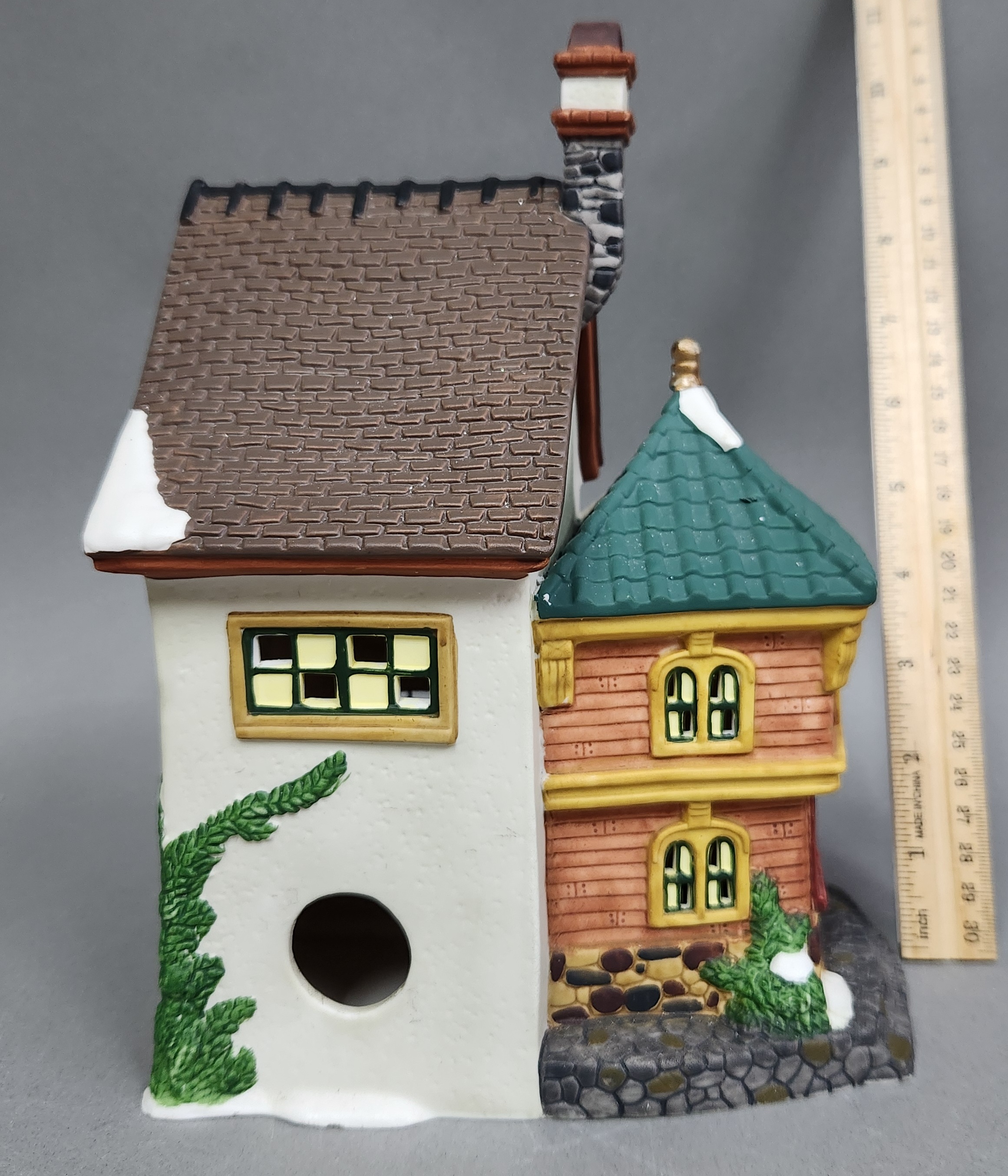 O'Well & Our Town Christmas Buildings