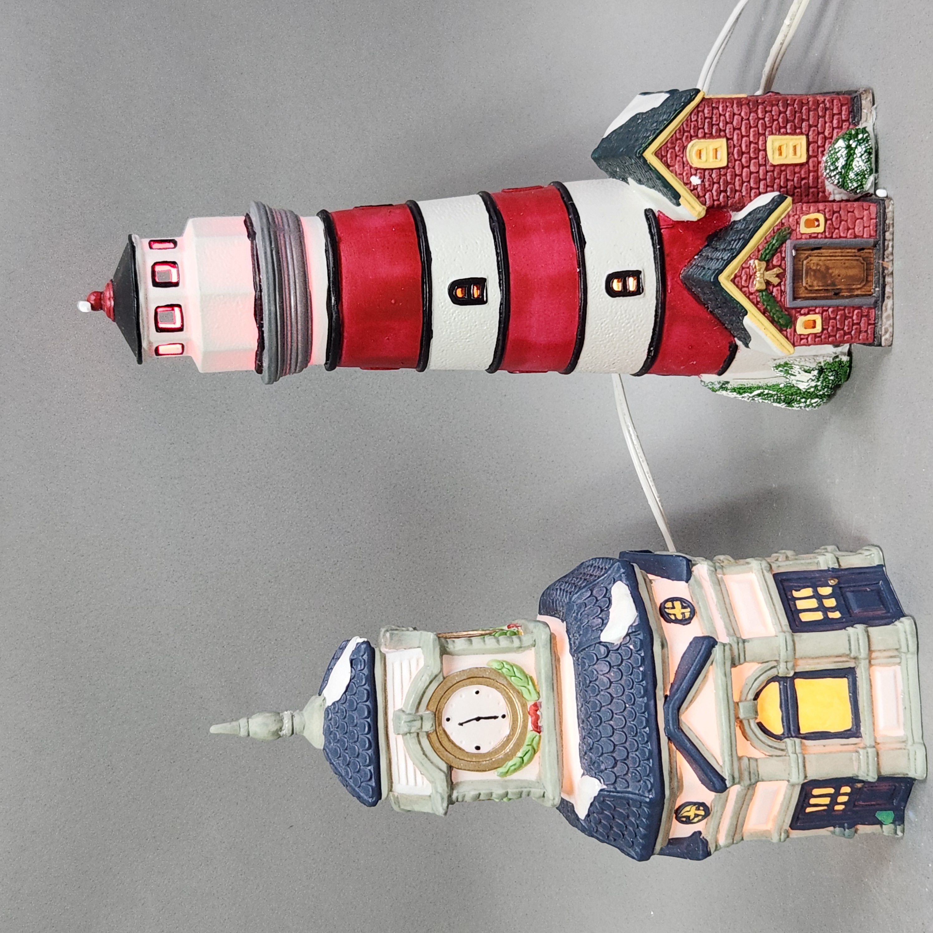 Lemax & Dickens Collectables Lighted Village Buildings
