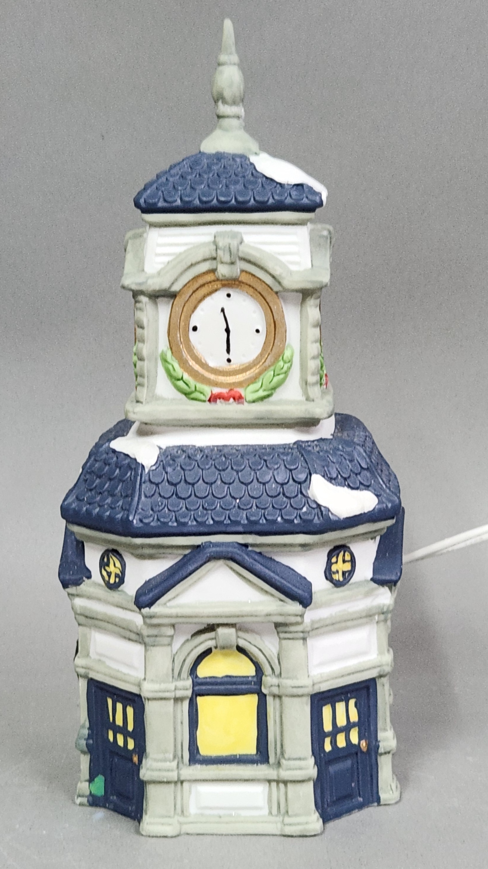 Lemax & Dickens Collectables Lighted Village Buildings