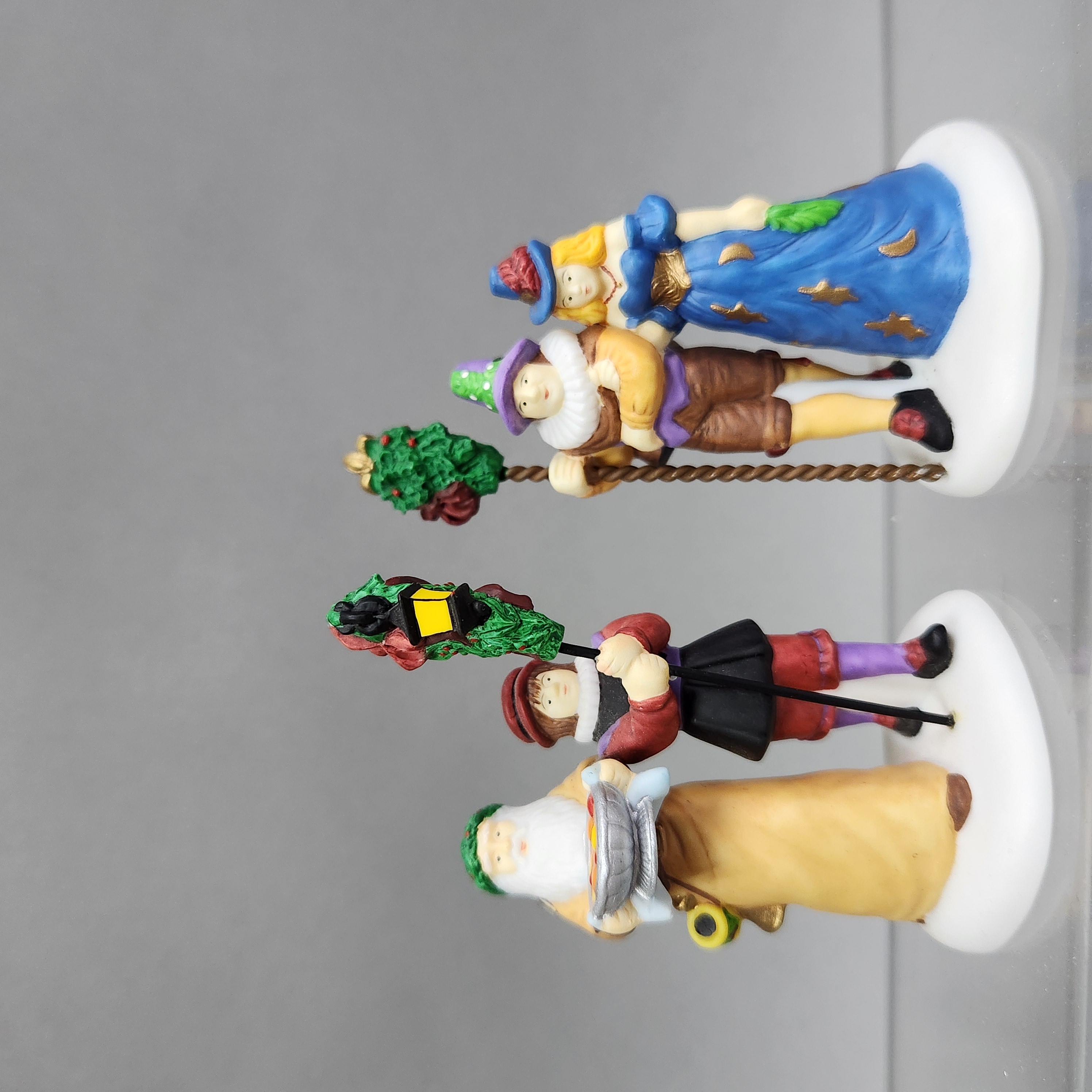 Dept 56 Dickens' Village Figurine Sets