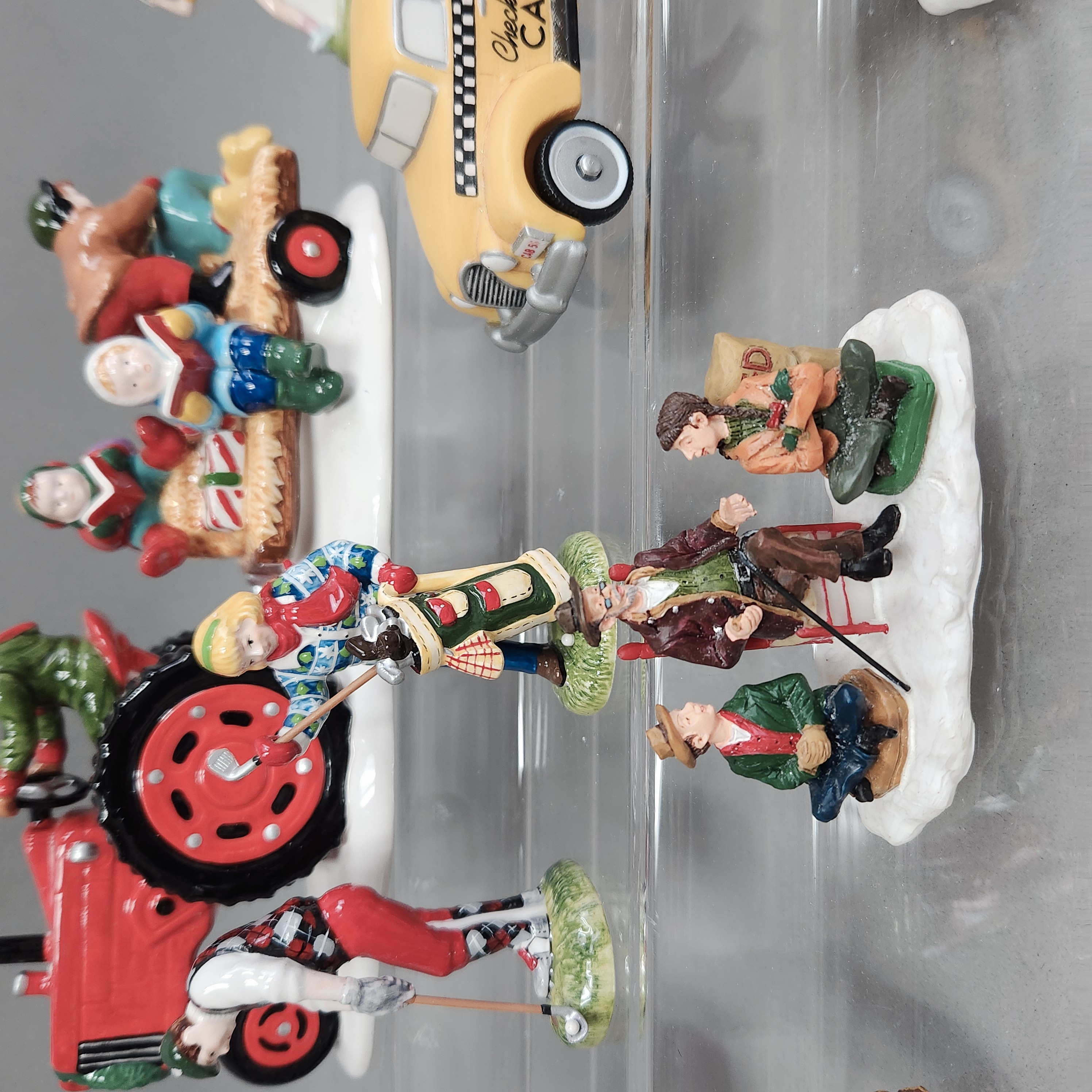 Dept 56 Holiday Village Accessories