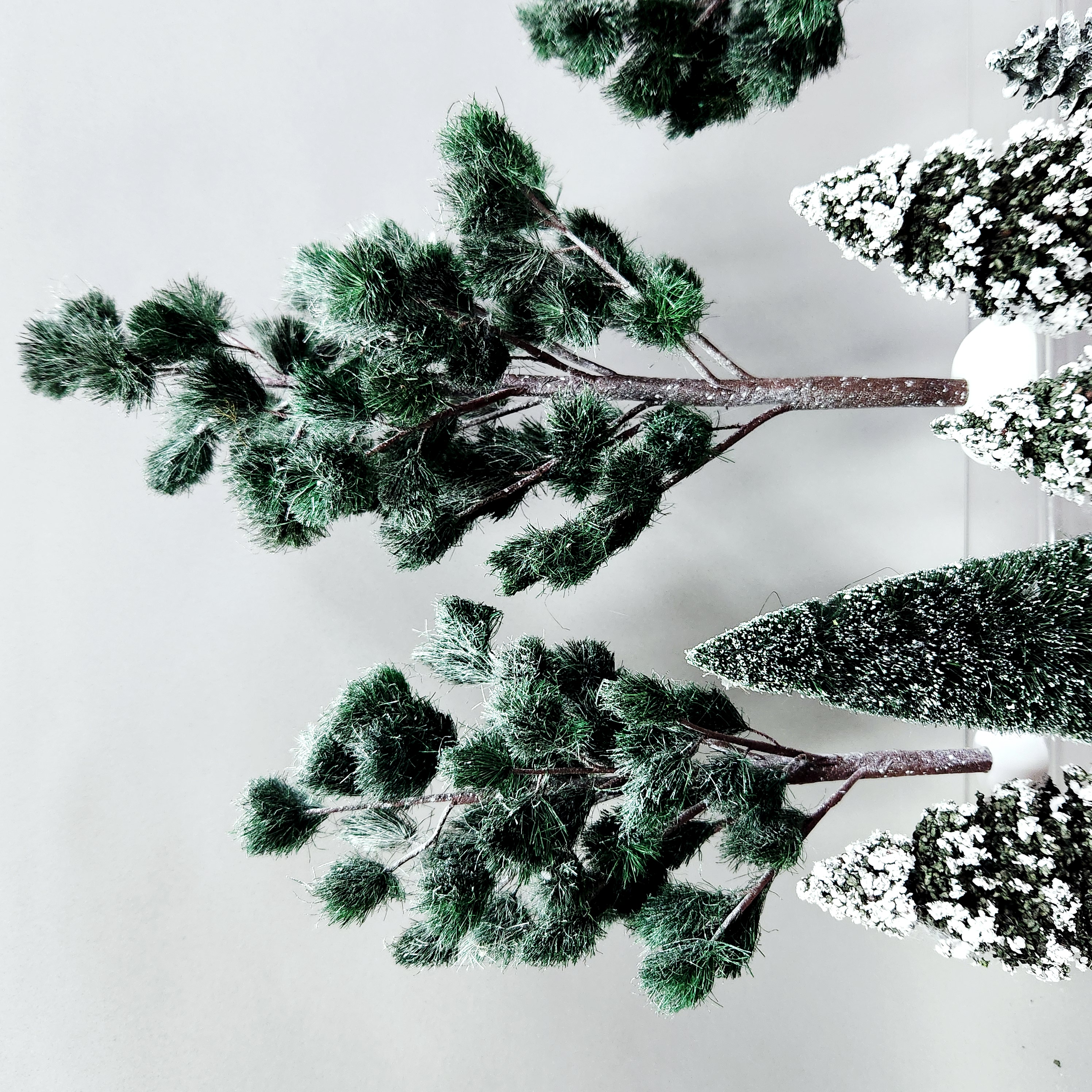 Dept 56 Snow-Covered Trees & Hedges