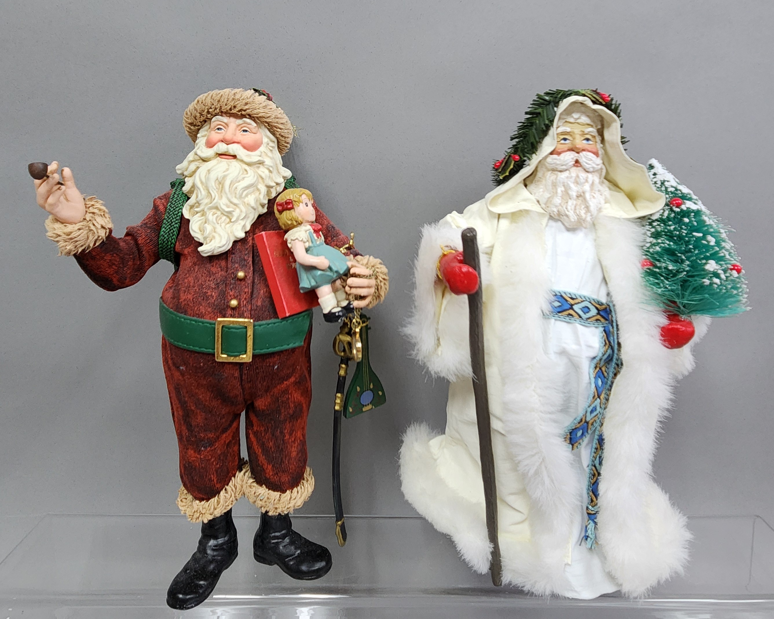 Clothtique Nicholas & Siberina Santas