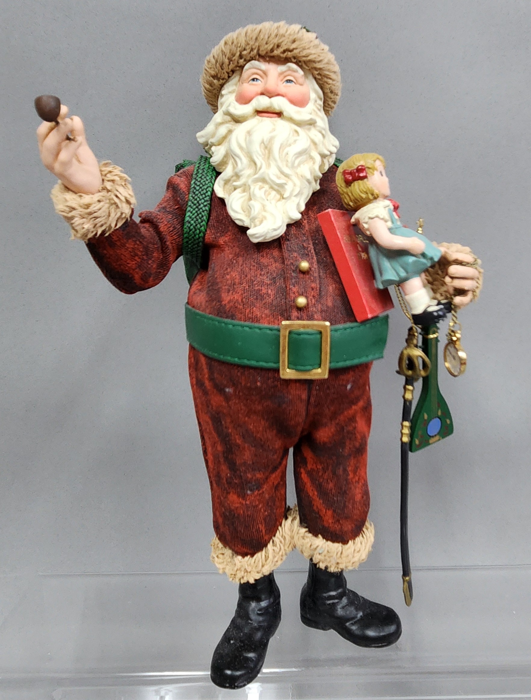 Clothtique Nicholas & Siberina Santas