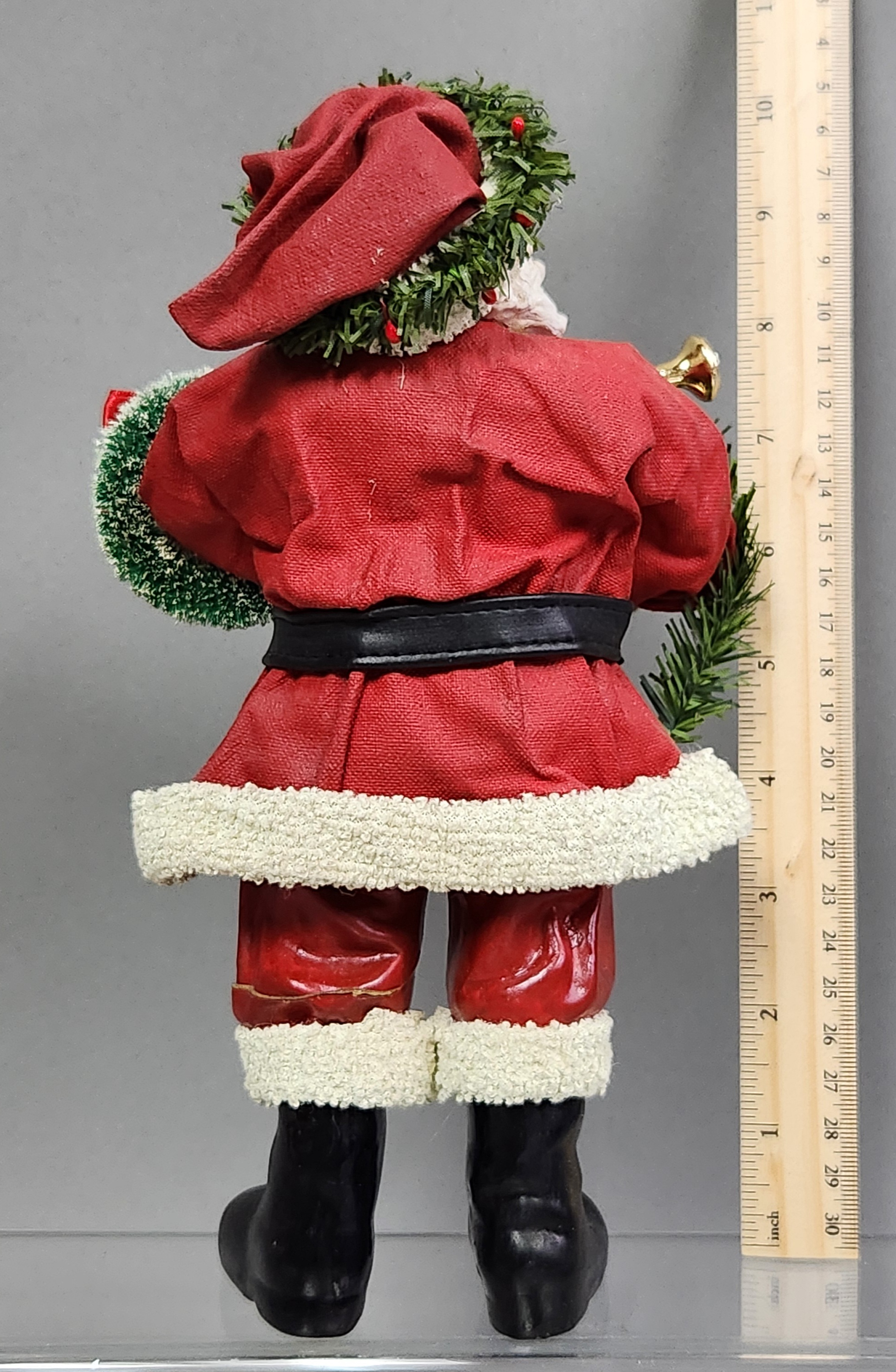 Possible Dreams Clothtique Santas