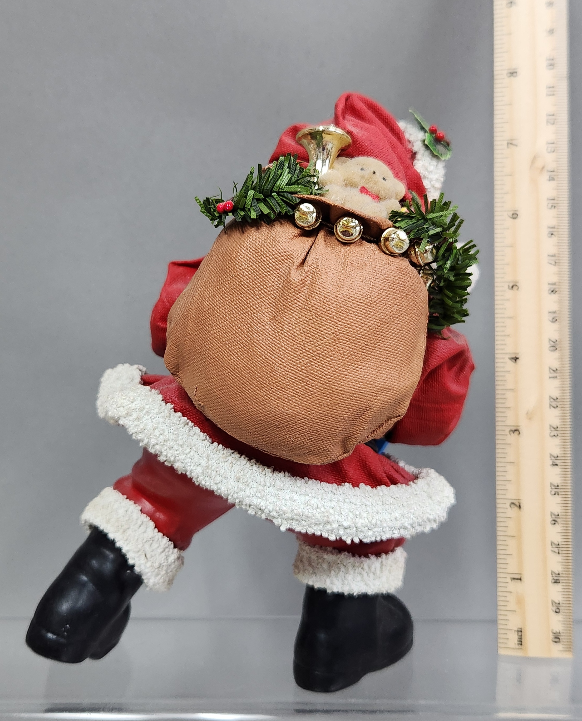 Clothtique Down The Chimney Santa