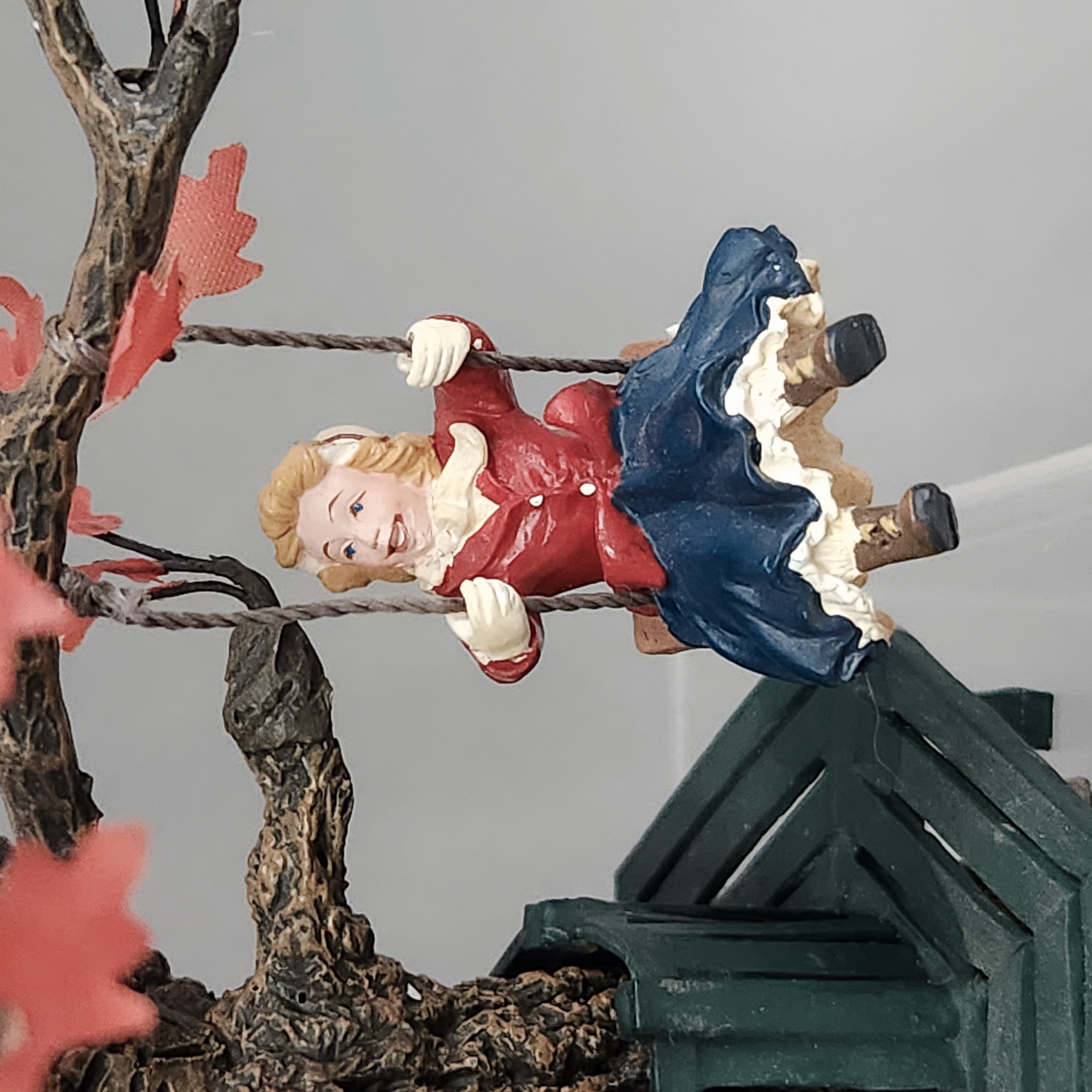 Dept 56 Swinging Oak Tree Accessory