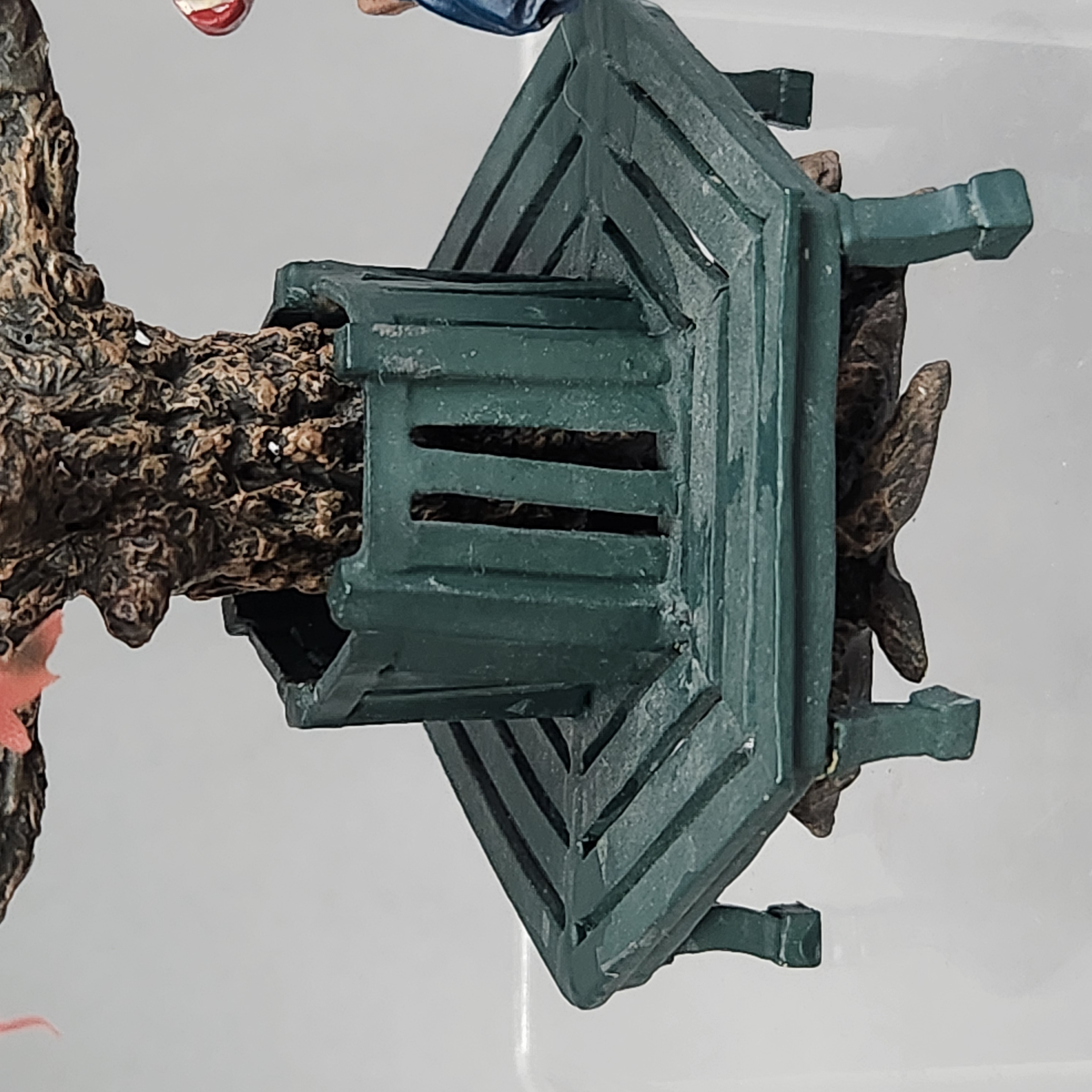 Dept 56 Swinging Oak Tree Accessory