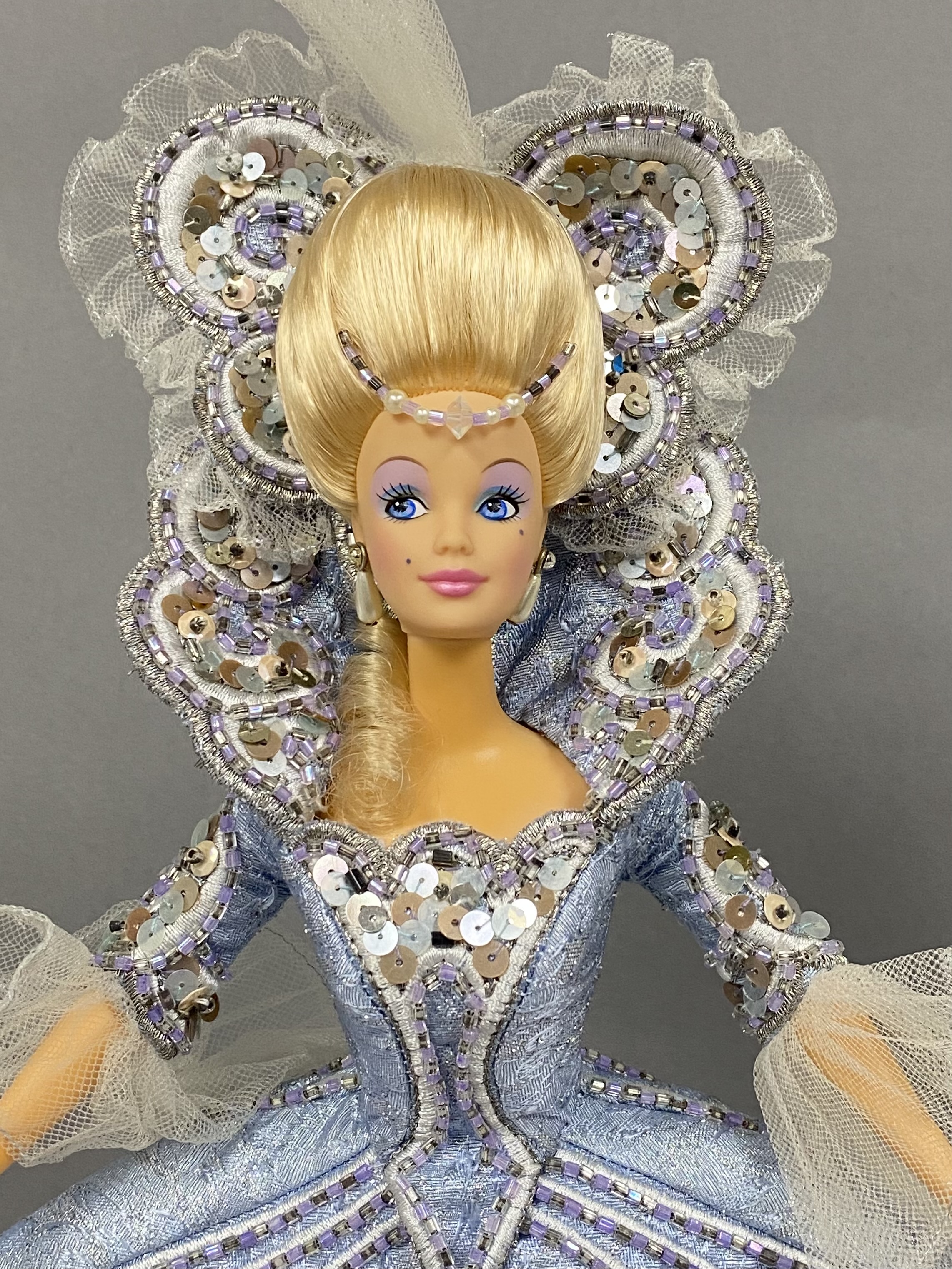 Bob Mackie Madame du Barbie Limited Edition Doll