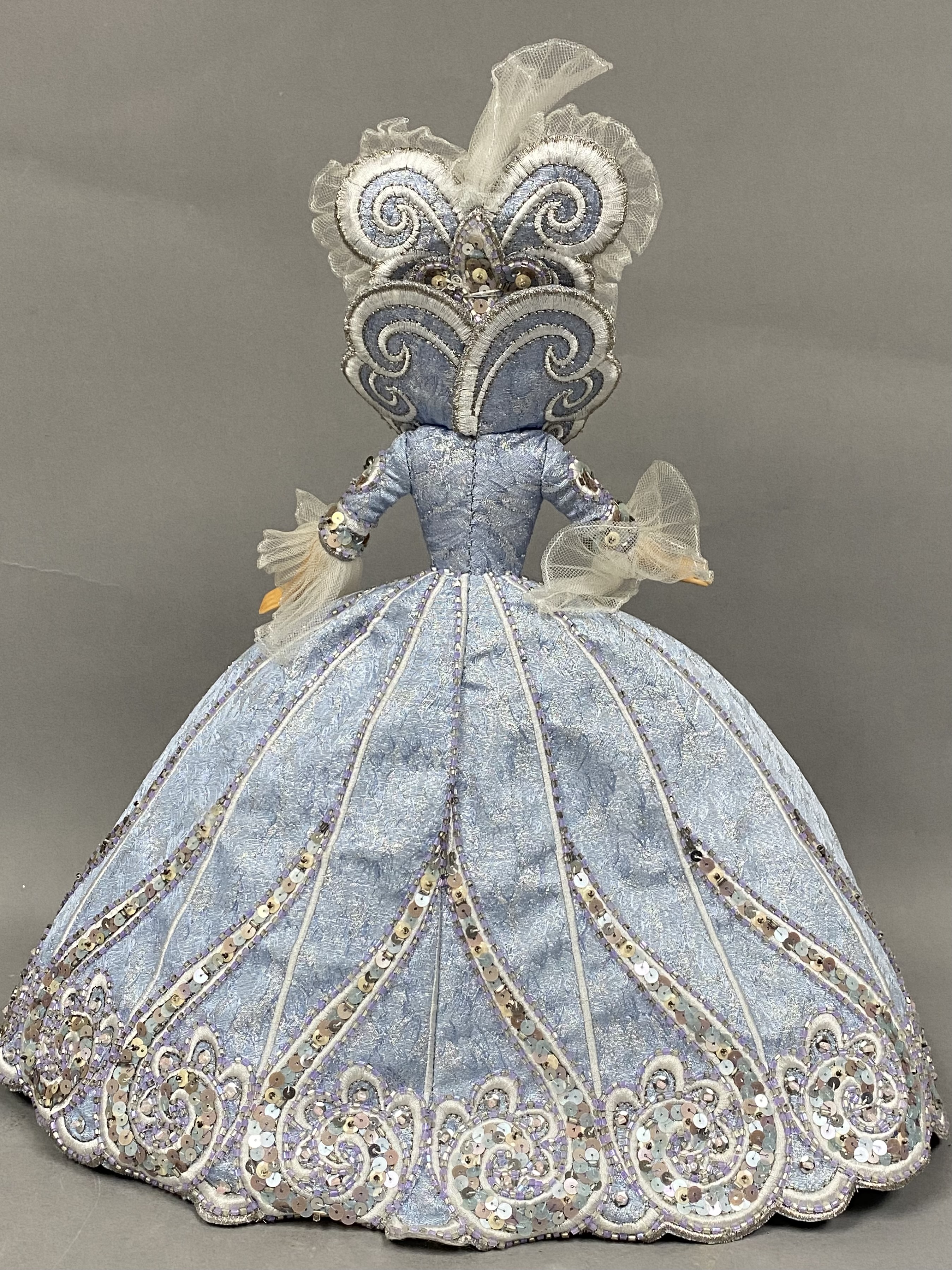 Bob Mackie Madame du Barbie Limited Edition Doll
