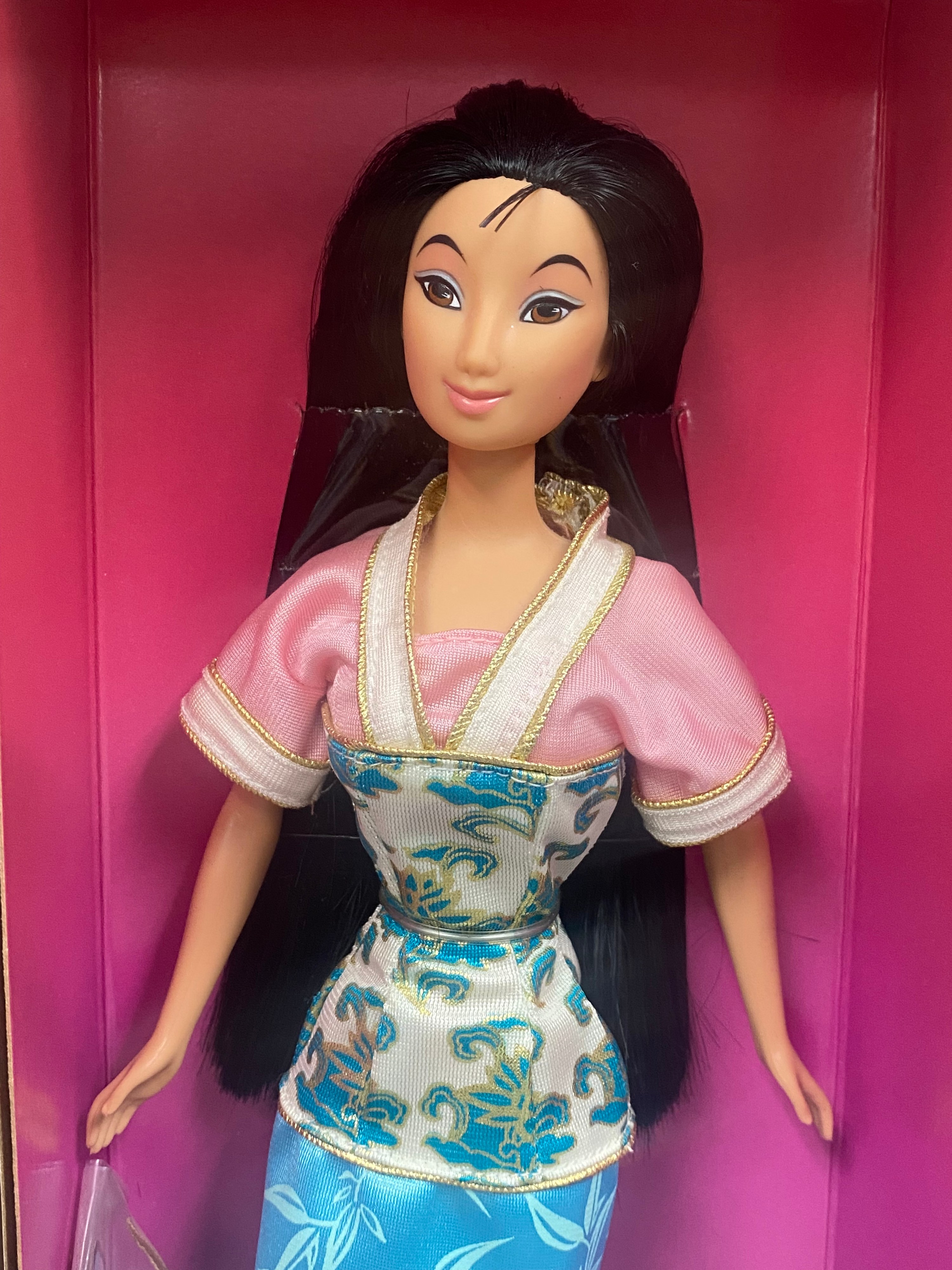 Mattel Disney Satiny Shimmer Mulan Doll