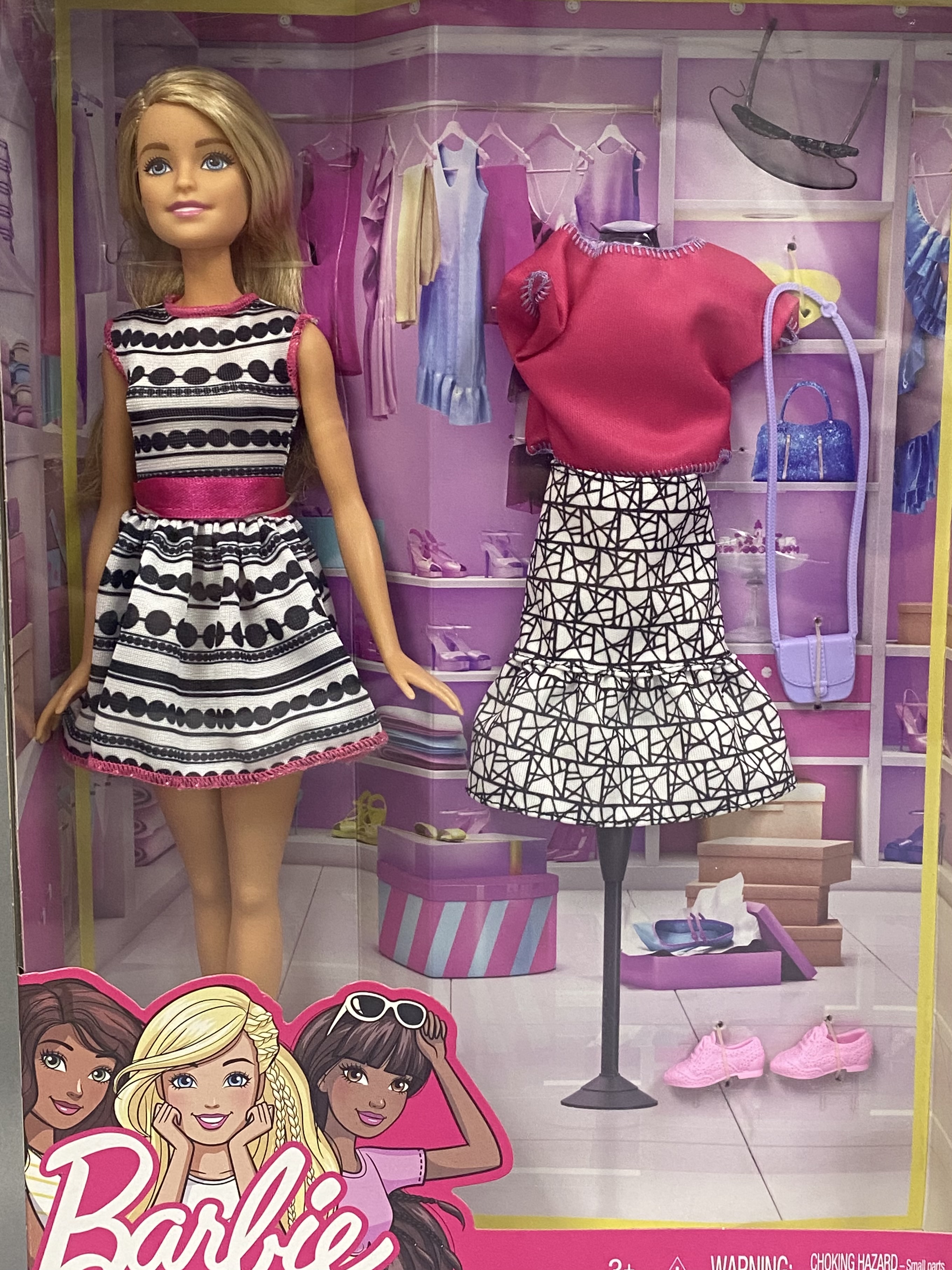 2 Mattel Barbie Doll & Fashions Gift Sets