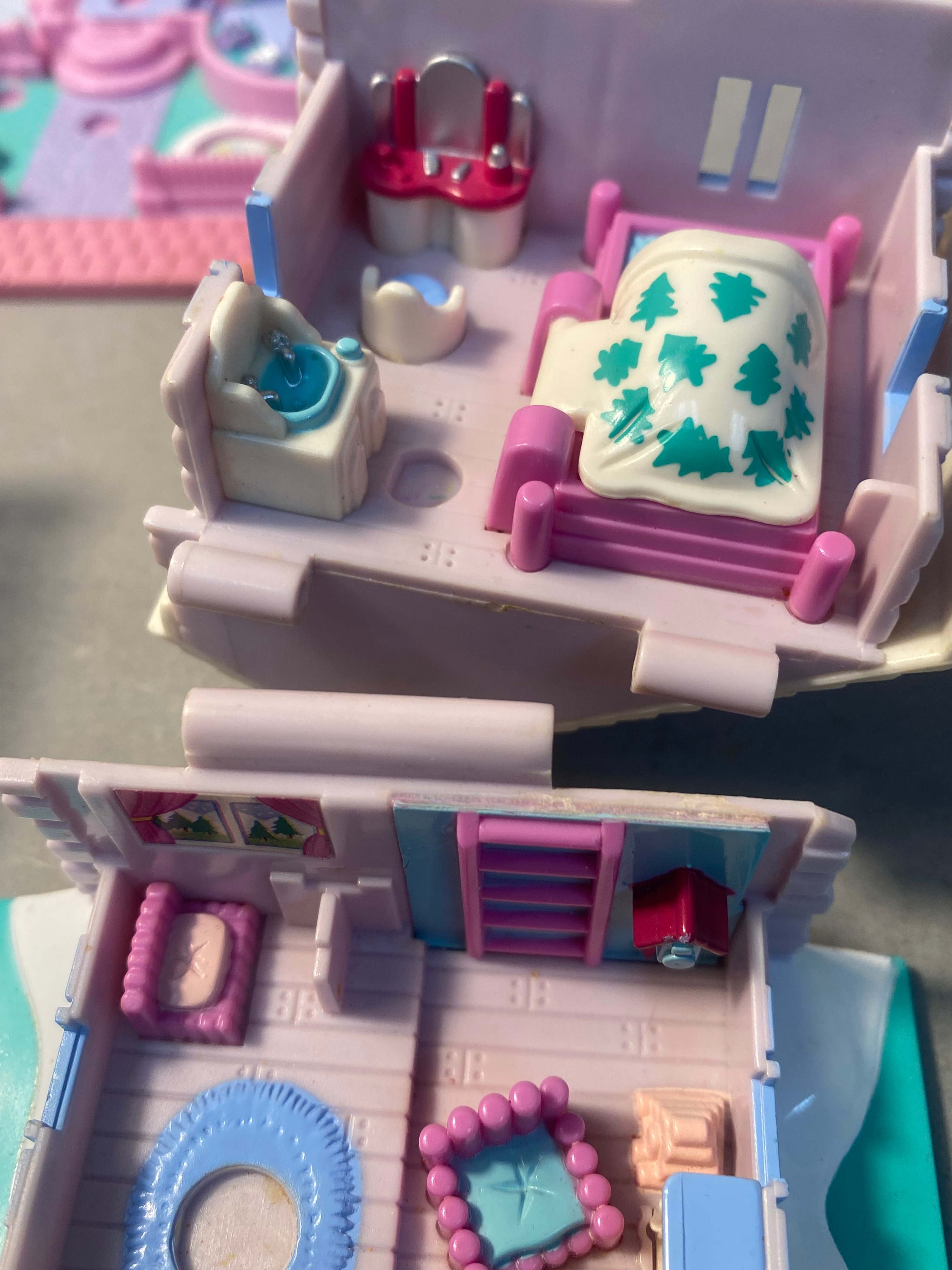 Bluebird Polly Pocket & Fairy Winkles Playsets