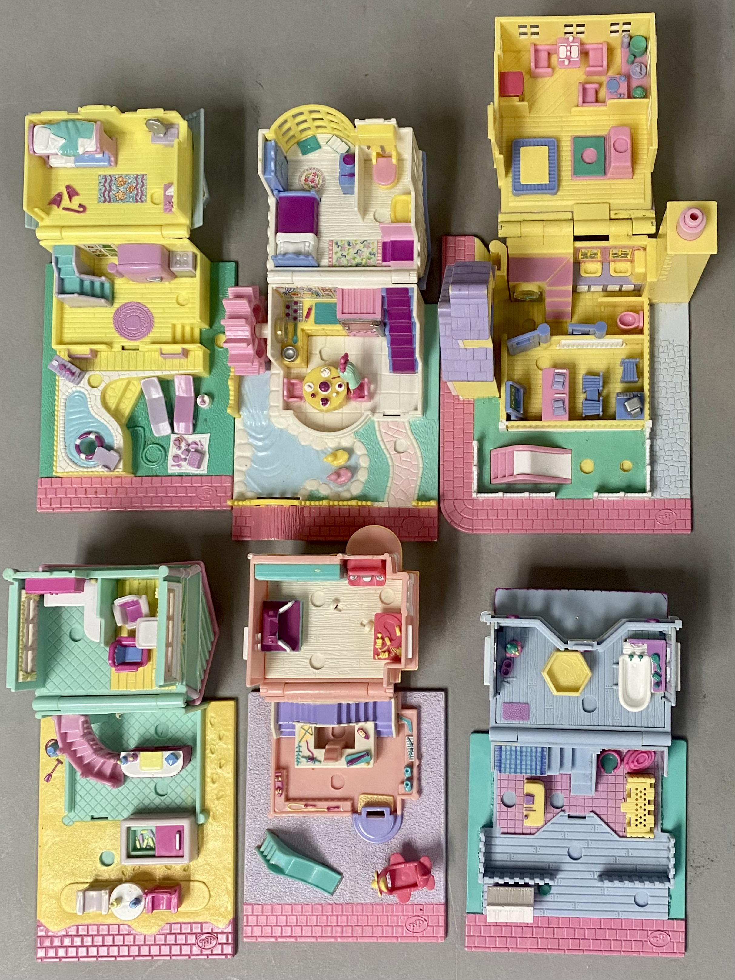 Bluebird Polly Pocket & Fairy Winkles Playsets