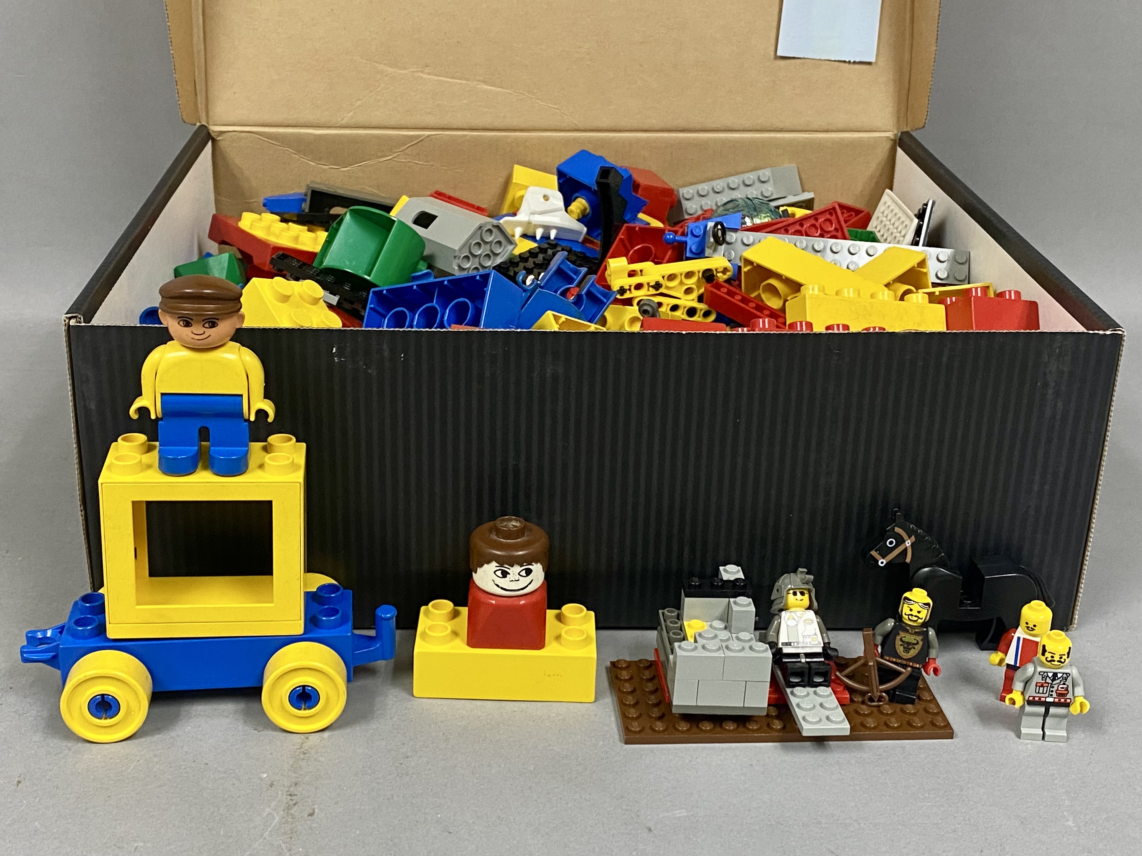 LEGO Mixed Bricks & Figures Lot