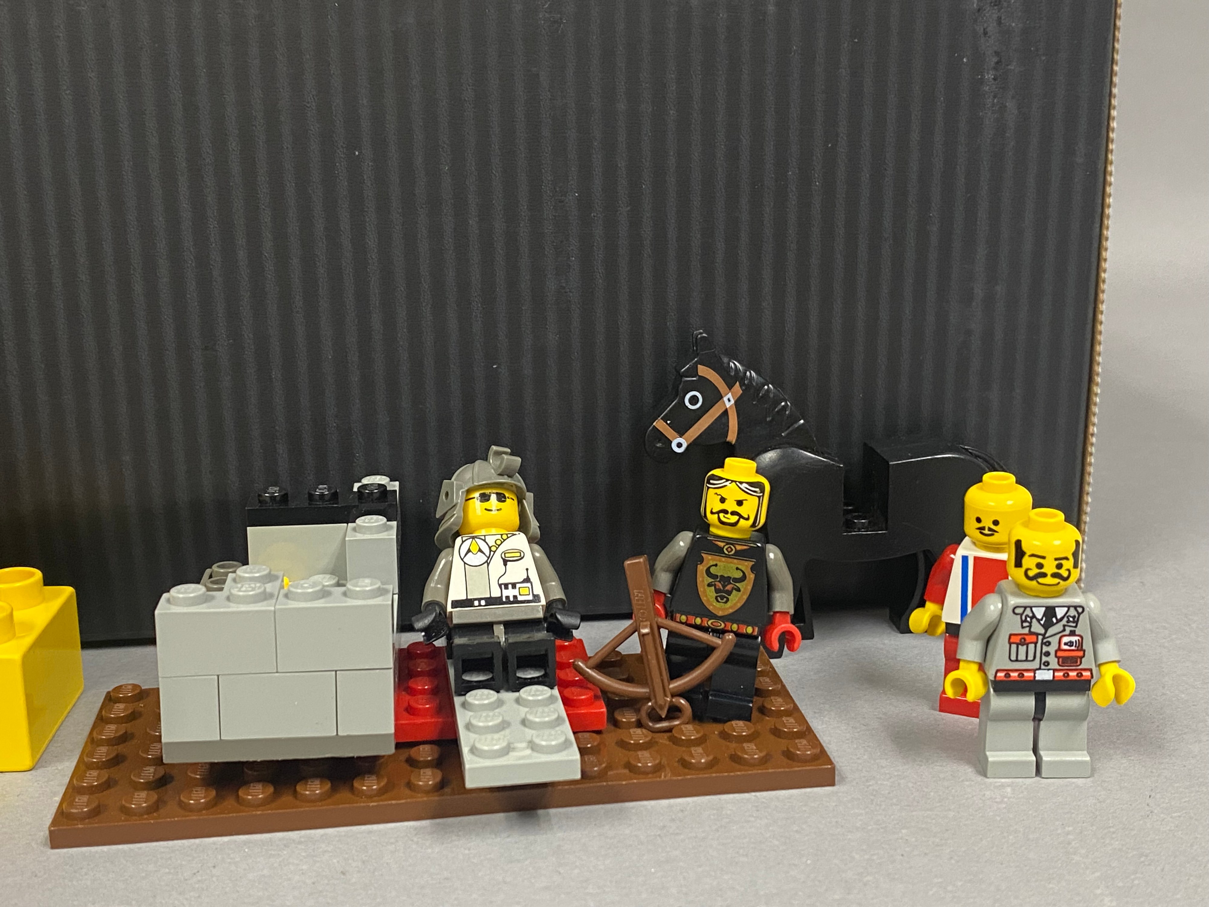 LEGO Mixed Bricks & Figures Lot