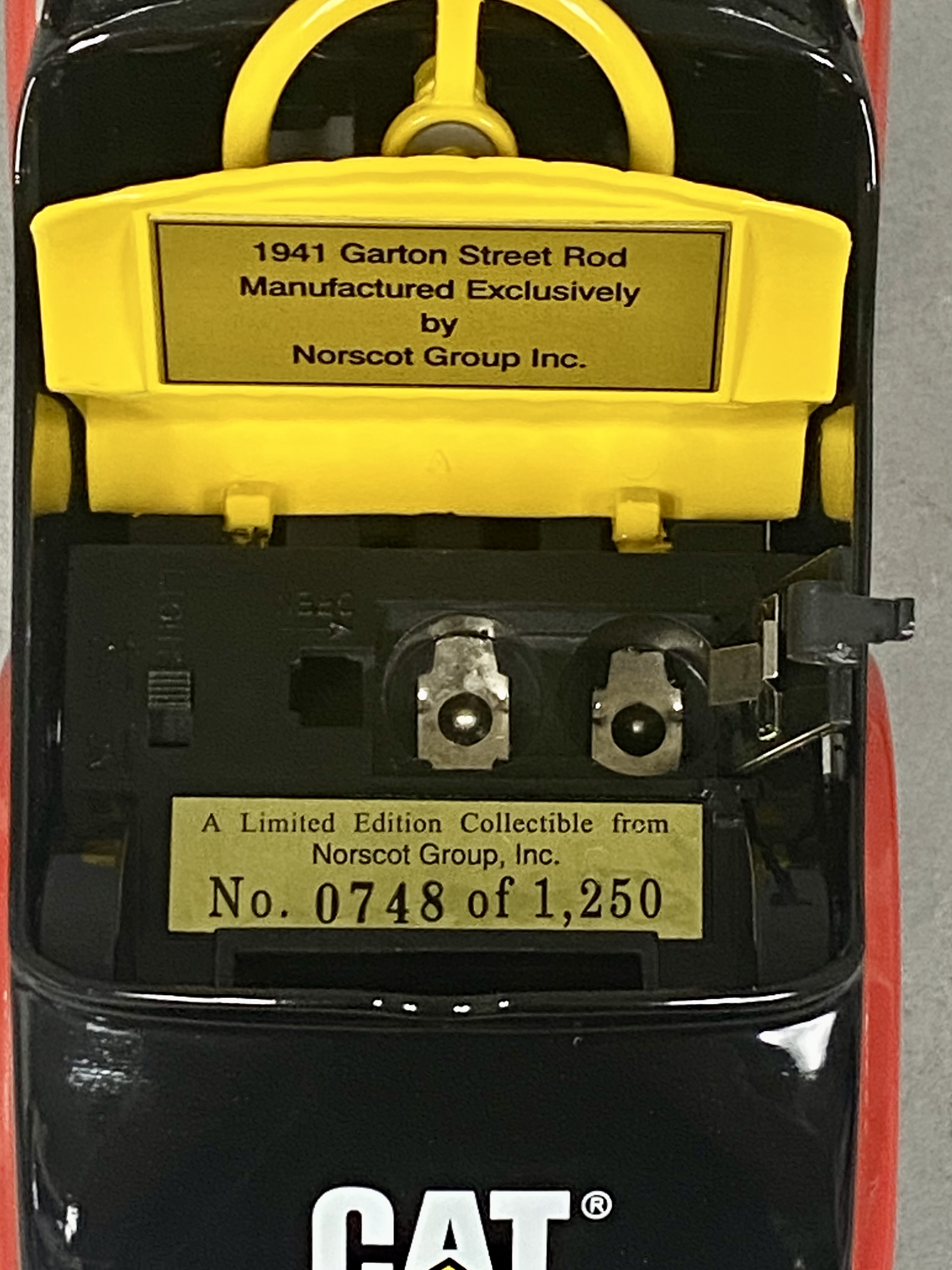 Norscot Caterpillar Garton Street Rod Bank
