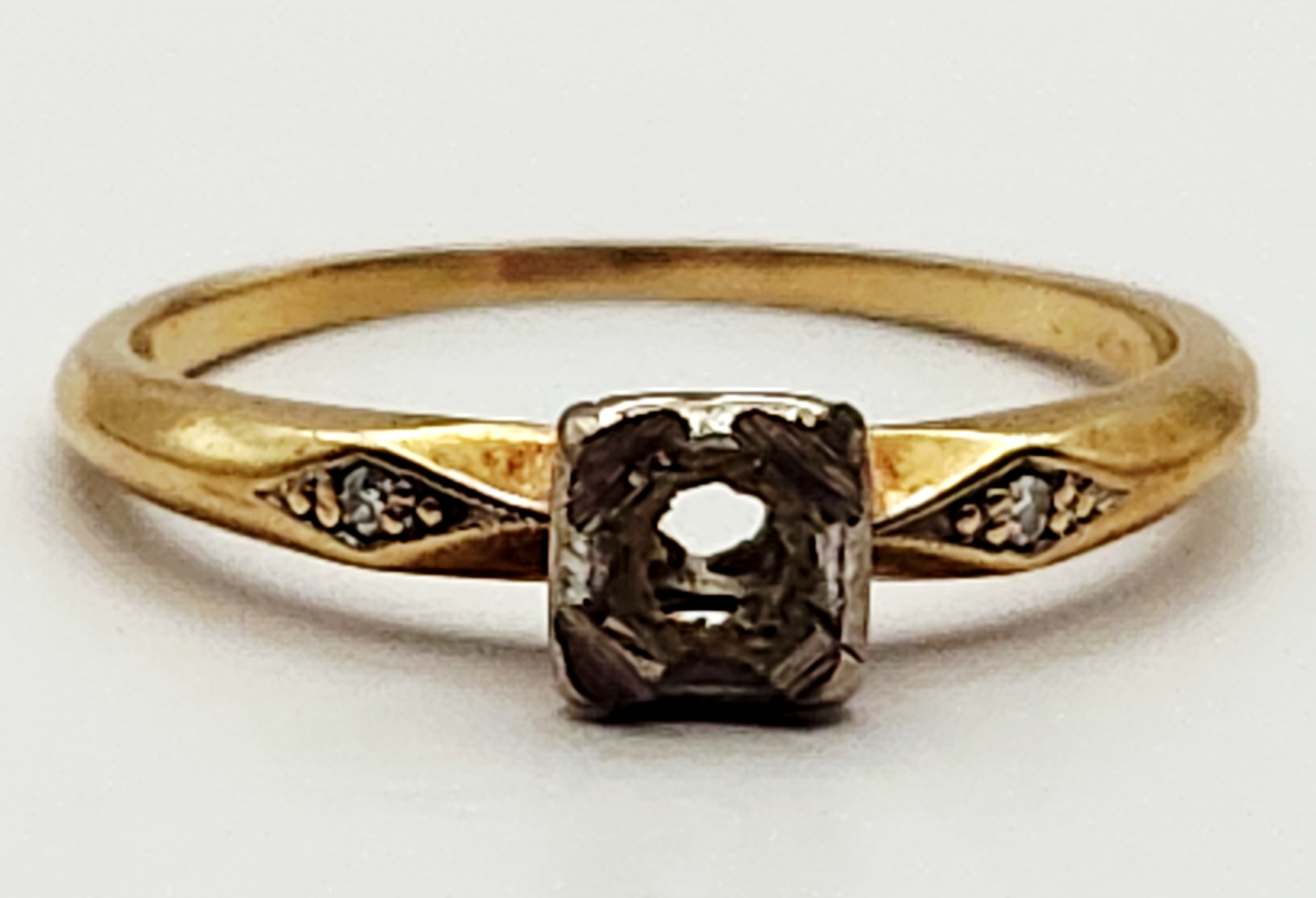 14K Orange Blossom Set 2.8 Grams
