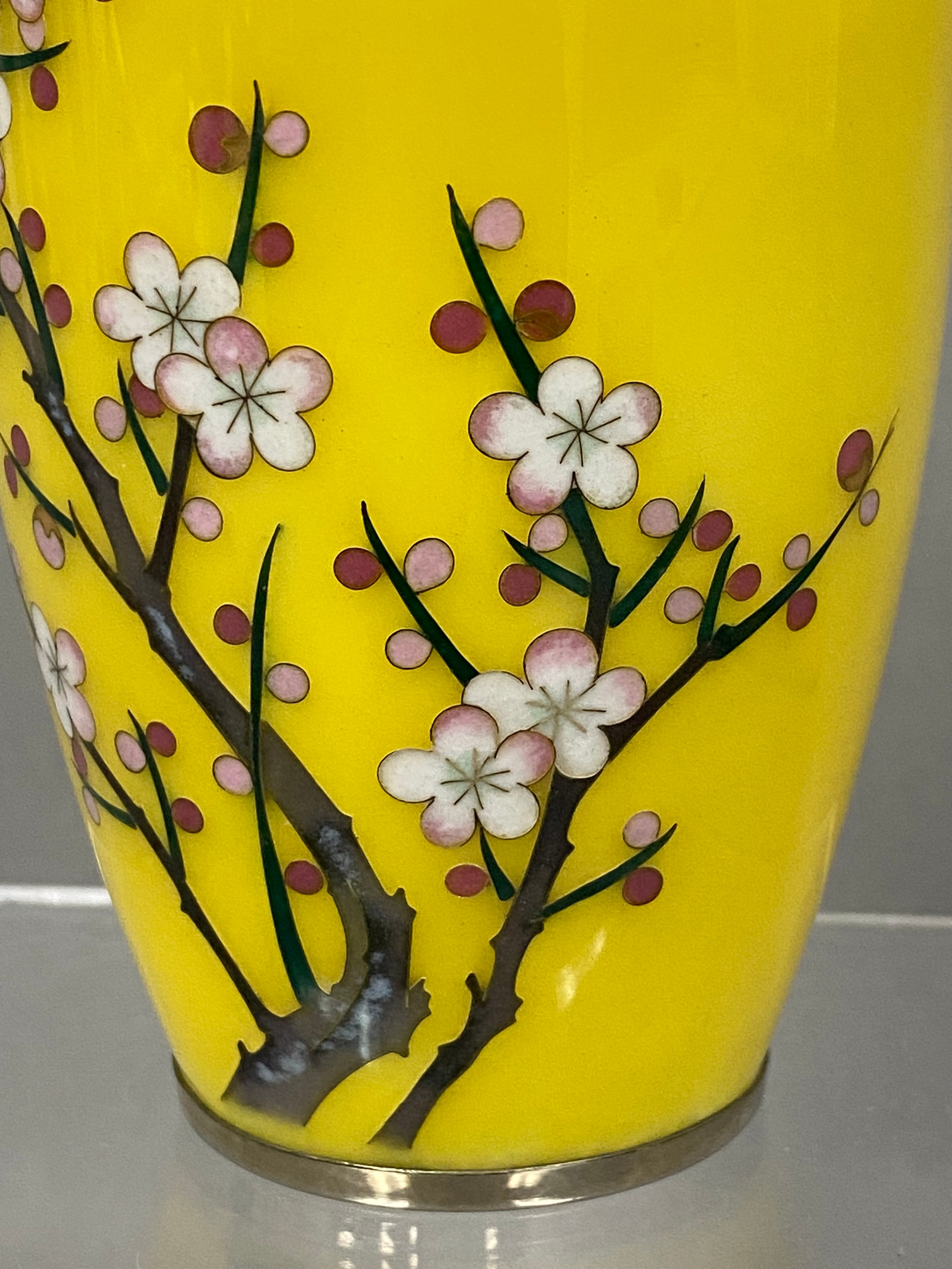 Sato Cloisonne Japanese Yellow Enamel Vase