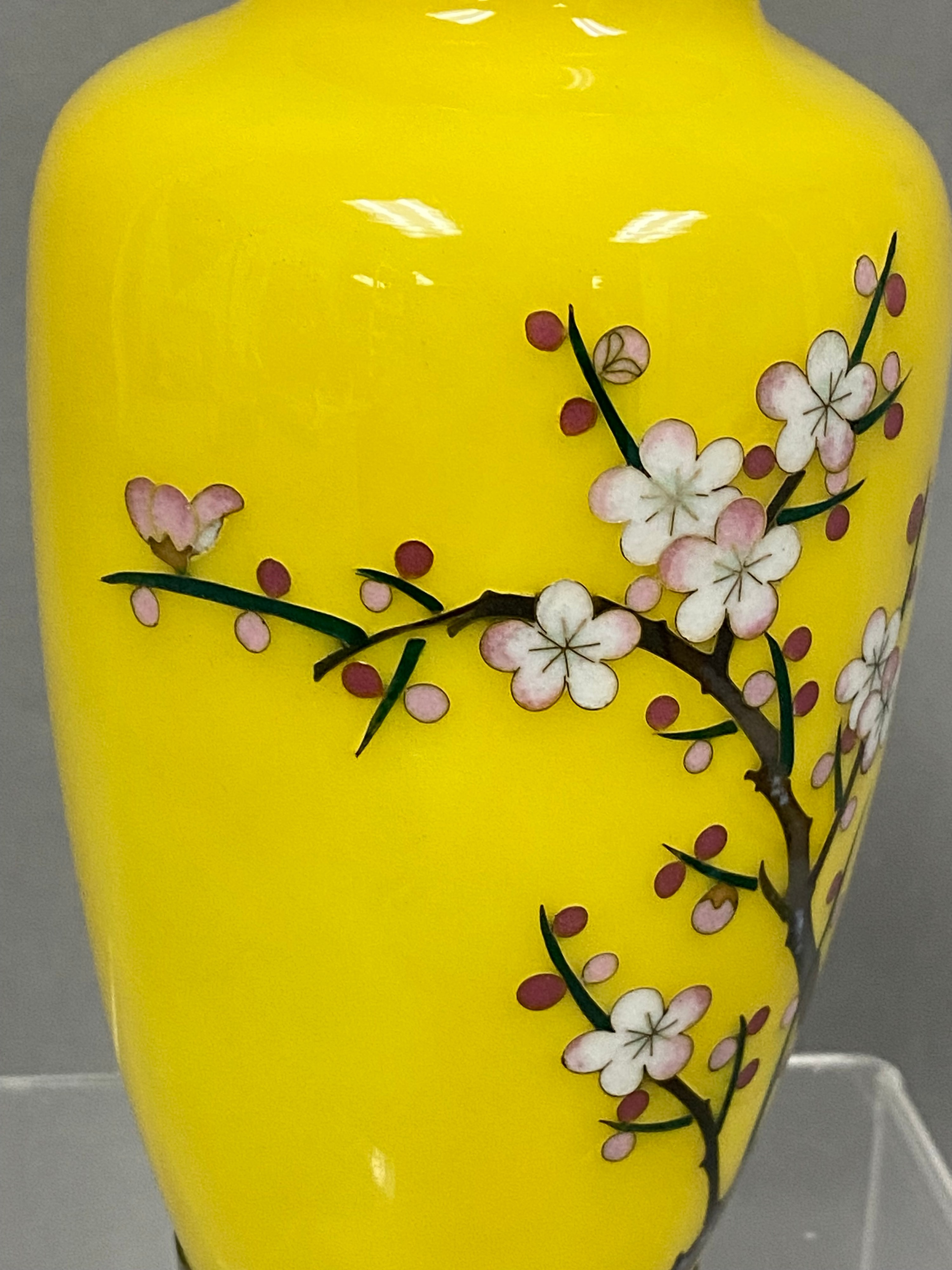 Sato Cloisonne Japanese Yellow Enamel Vase
