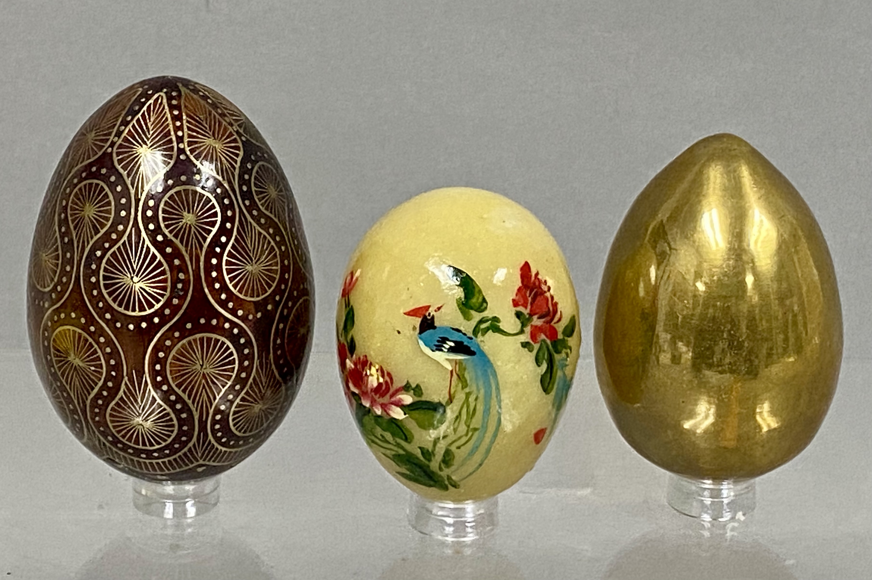 3 Decorative Stone Brass & Lacquer Eggs