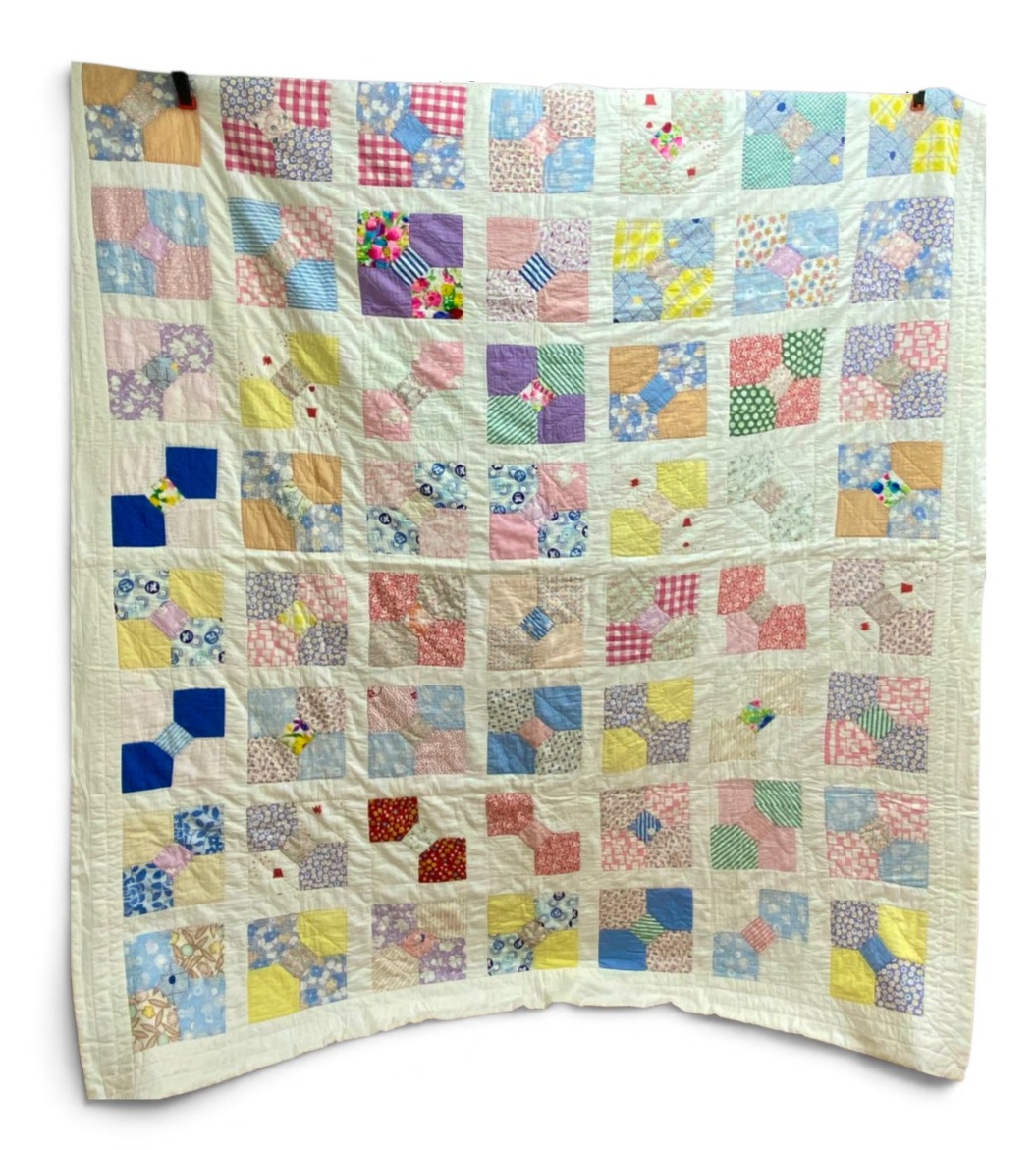 Cotton Bow Tie Pattern Patchwork Quilt