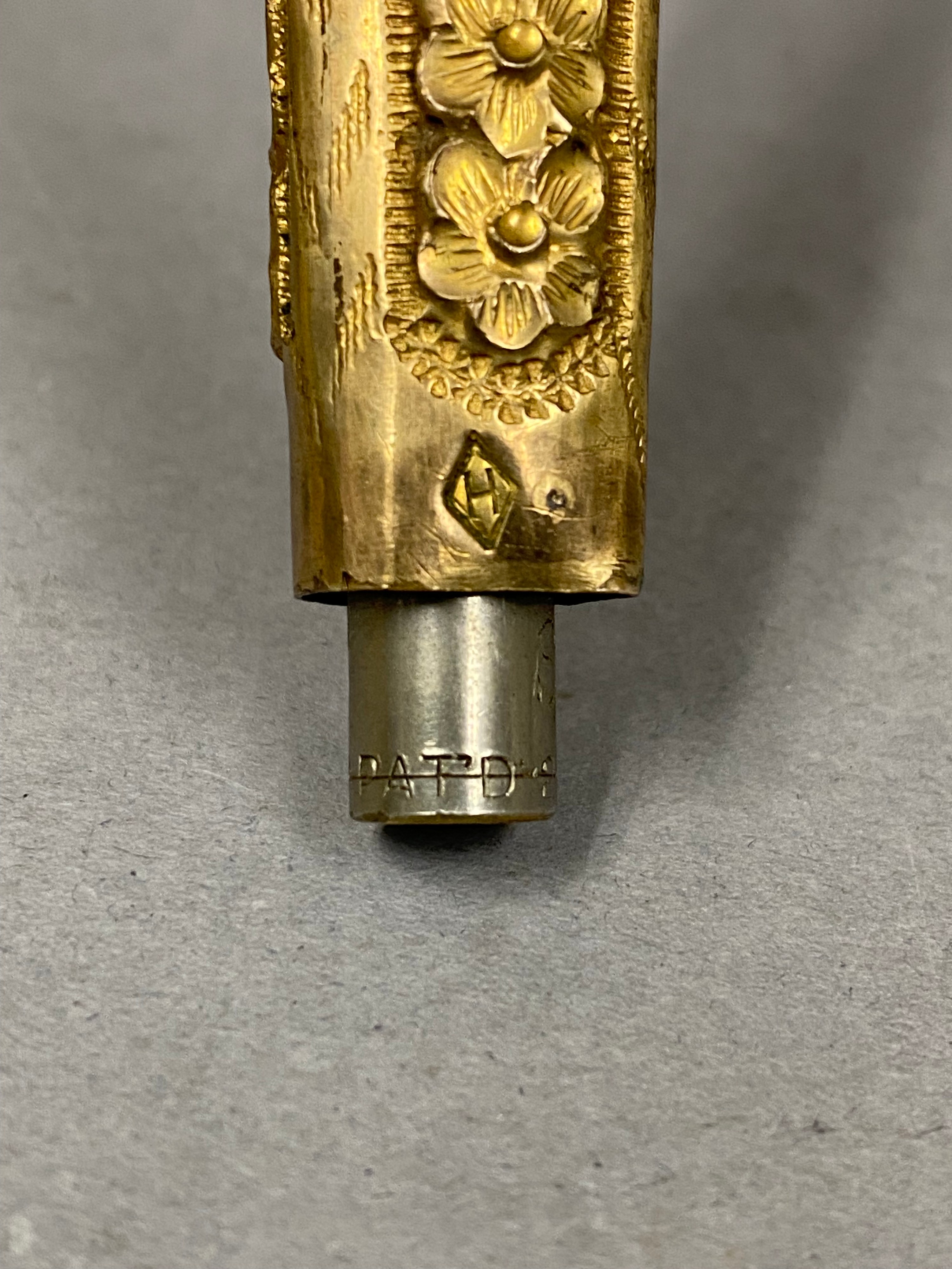Hayward Gold-Filled Floral Repousse Parasol Handle
