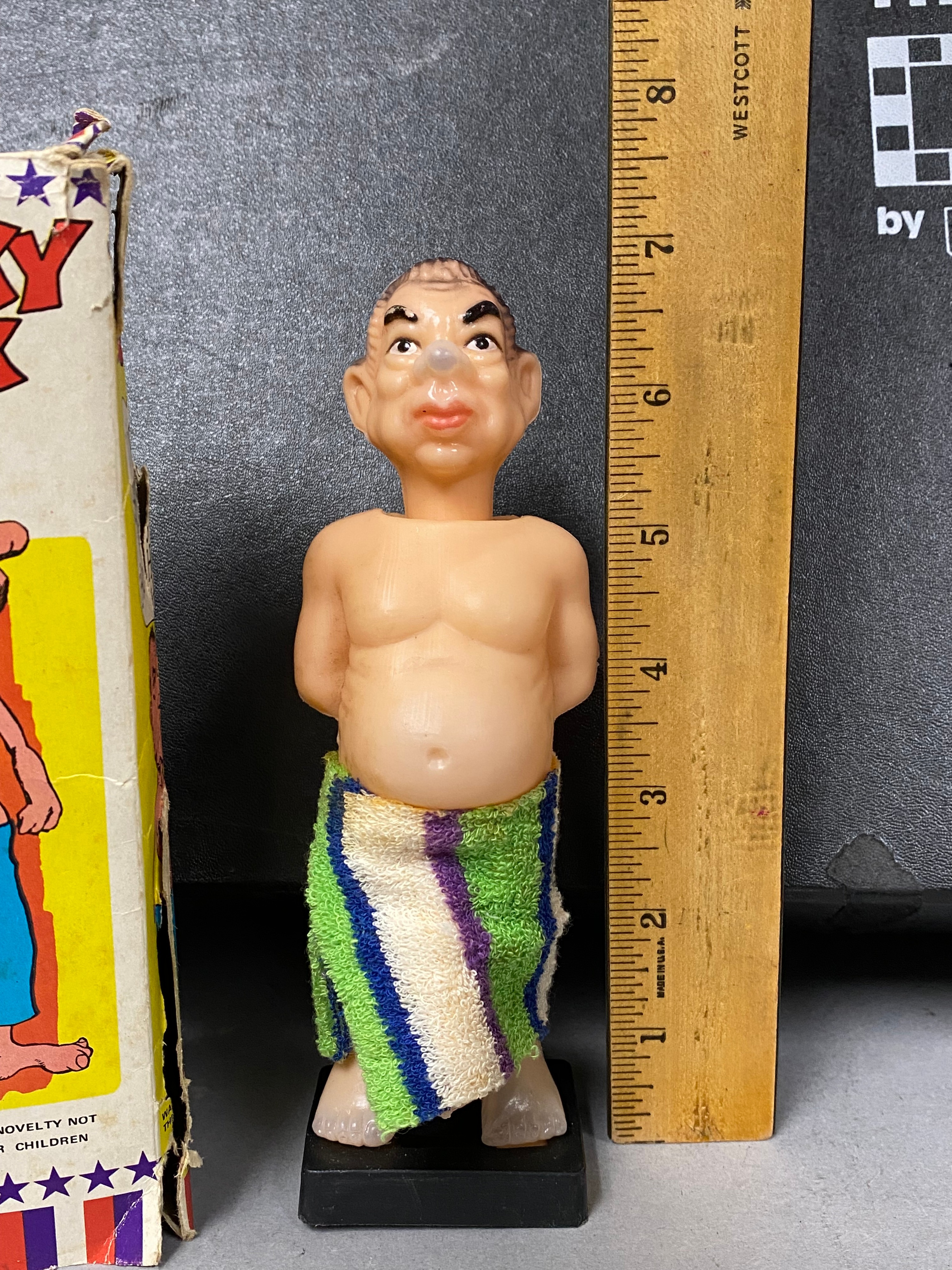 LRH Enterprises Chess-72 Game & Tricky Dick Novelty
