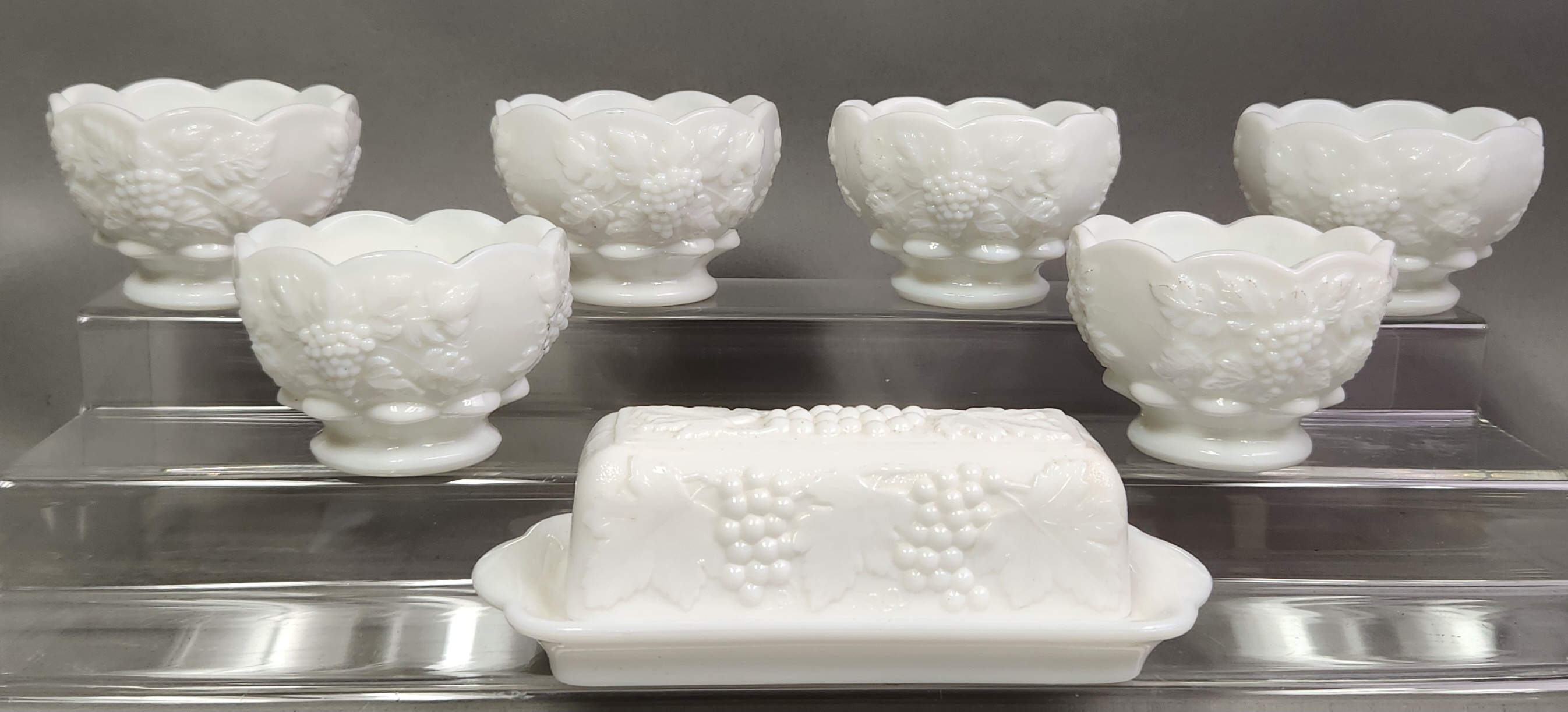 Westmoreland Paneled Grape Tableware