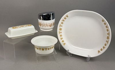 Pyrex Butterfly Gold Collection. A collection of vintage tableware featuring the Butterfly Gold 