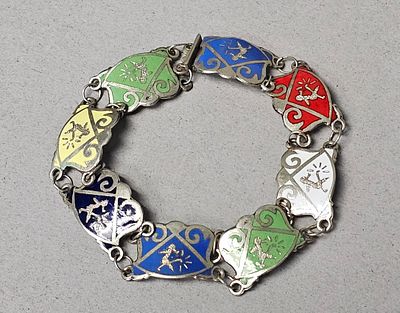 Sterling Enamel Shield Bracelet 12.5 Grams. This vintage sterling panel bracelet features 